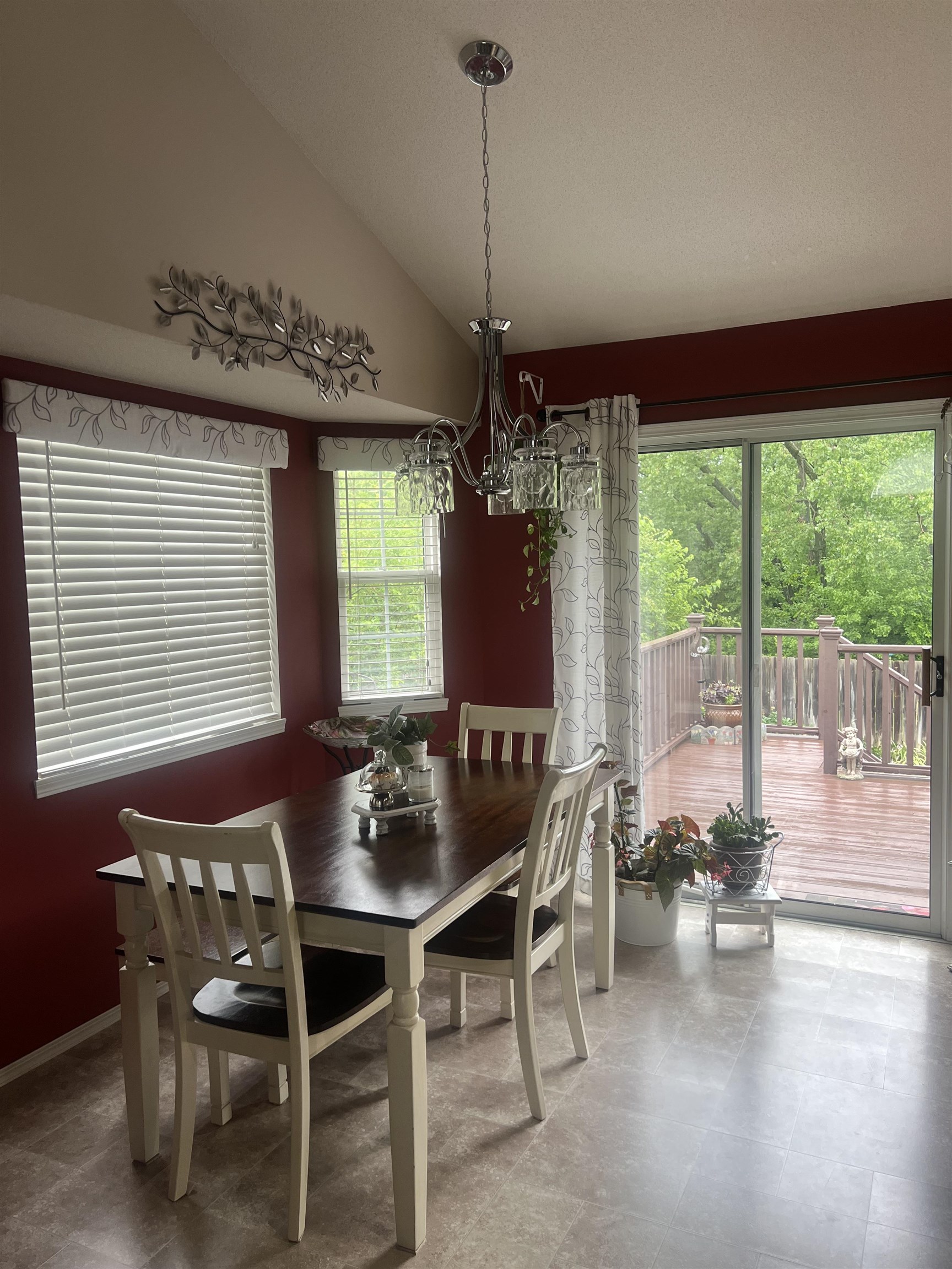 5037 E Pembrook Ct, Wichita, Virginia image 4