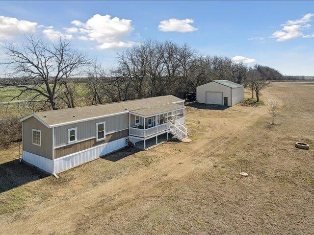 8904 NE 96th St, Peabody, Kansas image 1