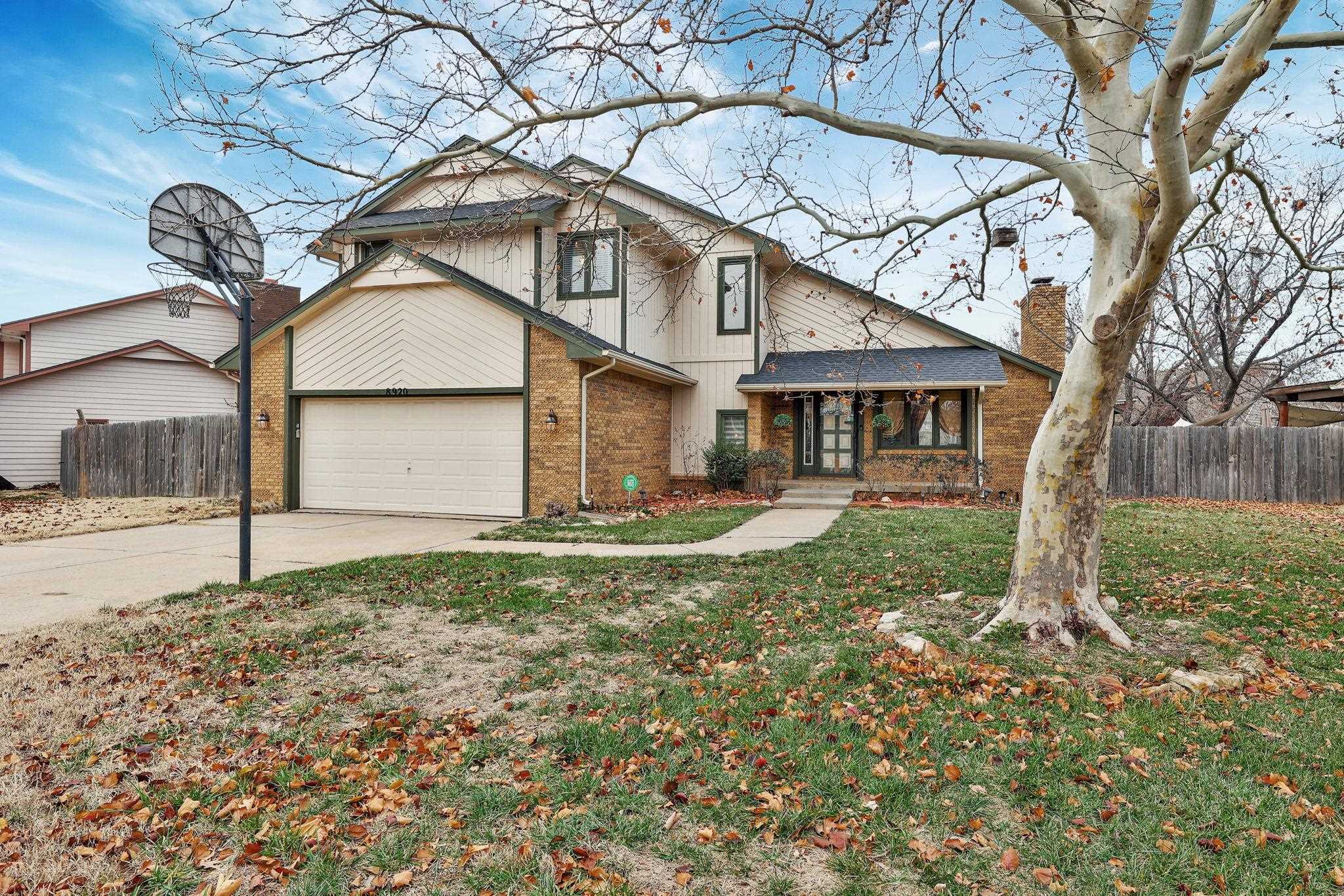 Wichita, Kansas 67207, United States, 3 Bedrooms Bedrooms, ,4 BathroomsBathrooms,Residential,Pending,67511