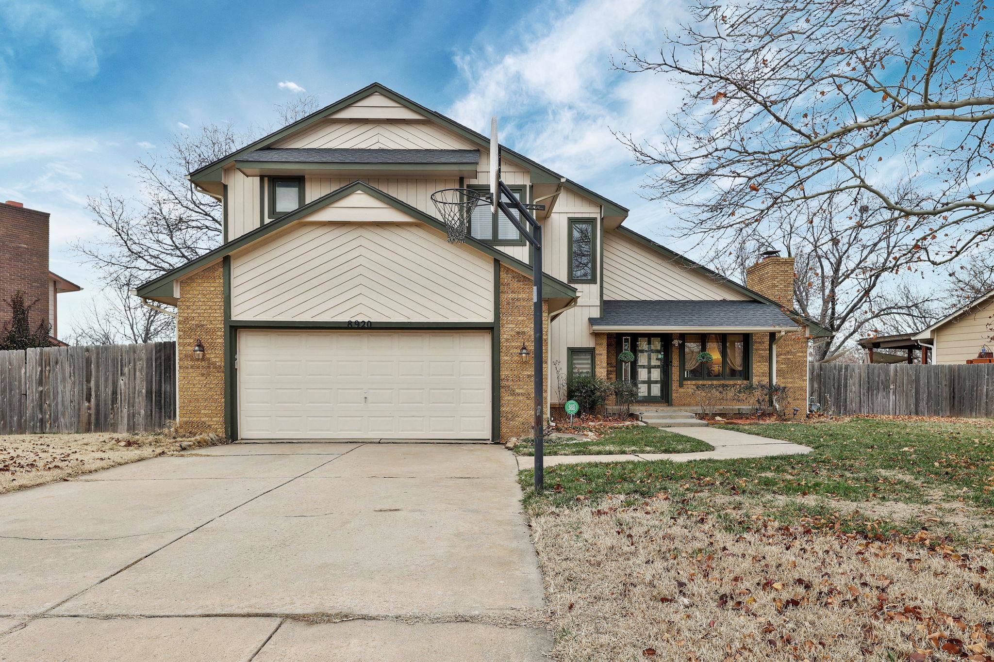 Wichita, Kansas 67207, United States, 3 Bedrooms Bedrooms, ,4 BathroomsBathrooms,Residential,Pending,67511