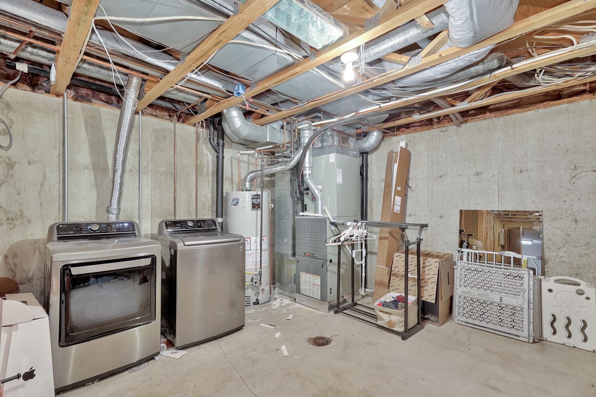 Wichita, Kansas 67207, United States, 3 Bedrooms Bedrooms, ,4 BathroomsBathrooms,Residential,Pending,67511