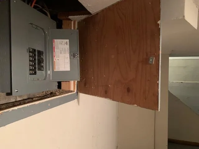 Newton, Kansas 67114, United States, 3 Bedrooms Bedrooms, ,2 BathroomsBathrooms,Residential,Active,143313