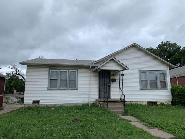 422 E Broadway St, Newton, Kansas image 1