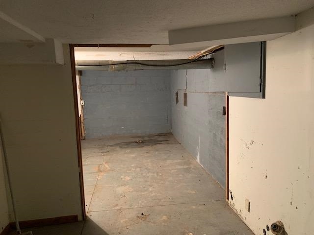 422 E Broadway St, Newton, Kansas image 18