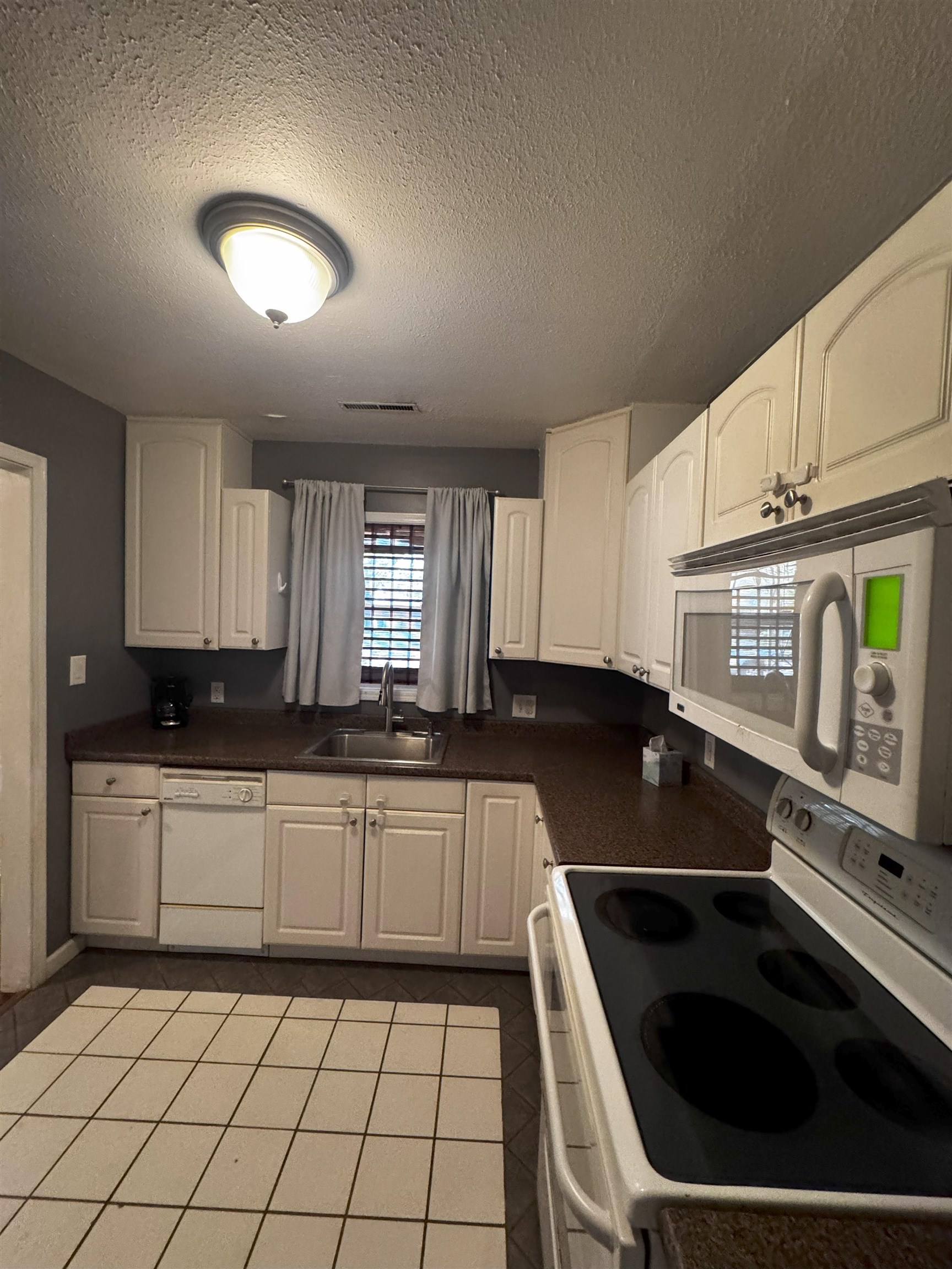 2332 E Rivera, Wichita, Kansas image 8