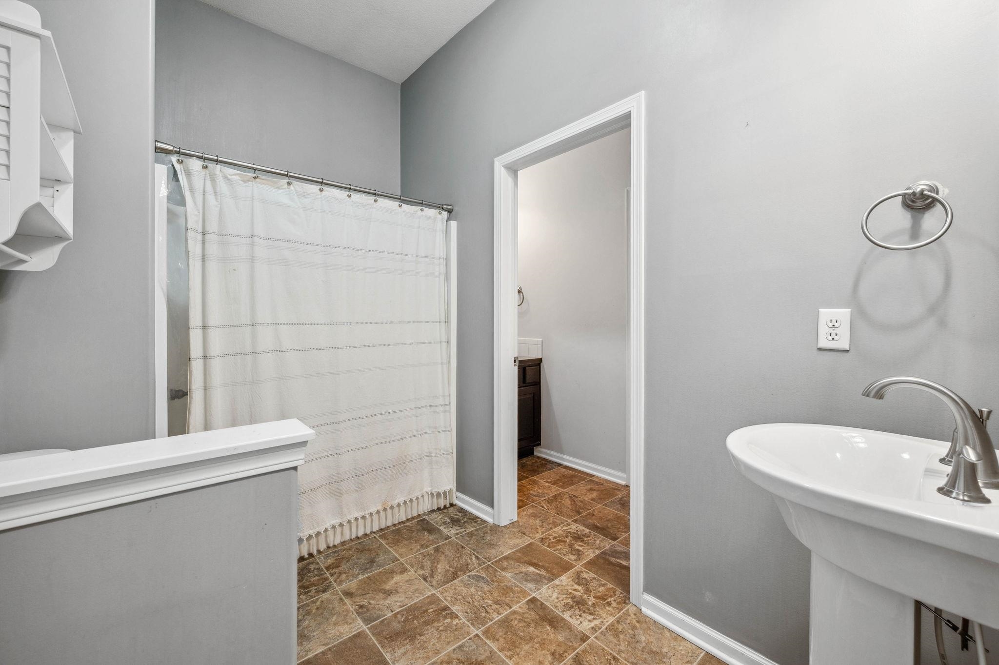 2340 N Lakeview Ct, Andover, Kansas image 17
