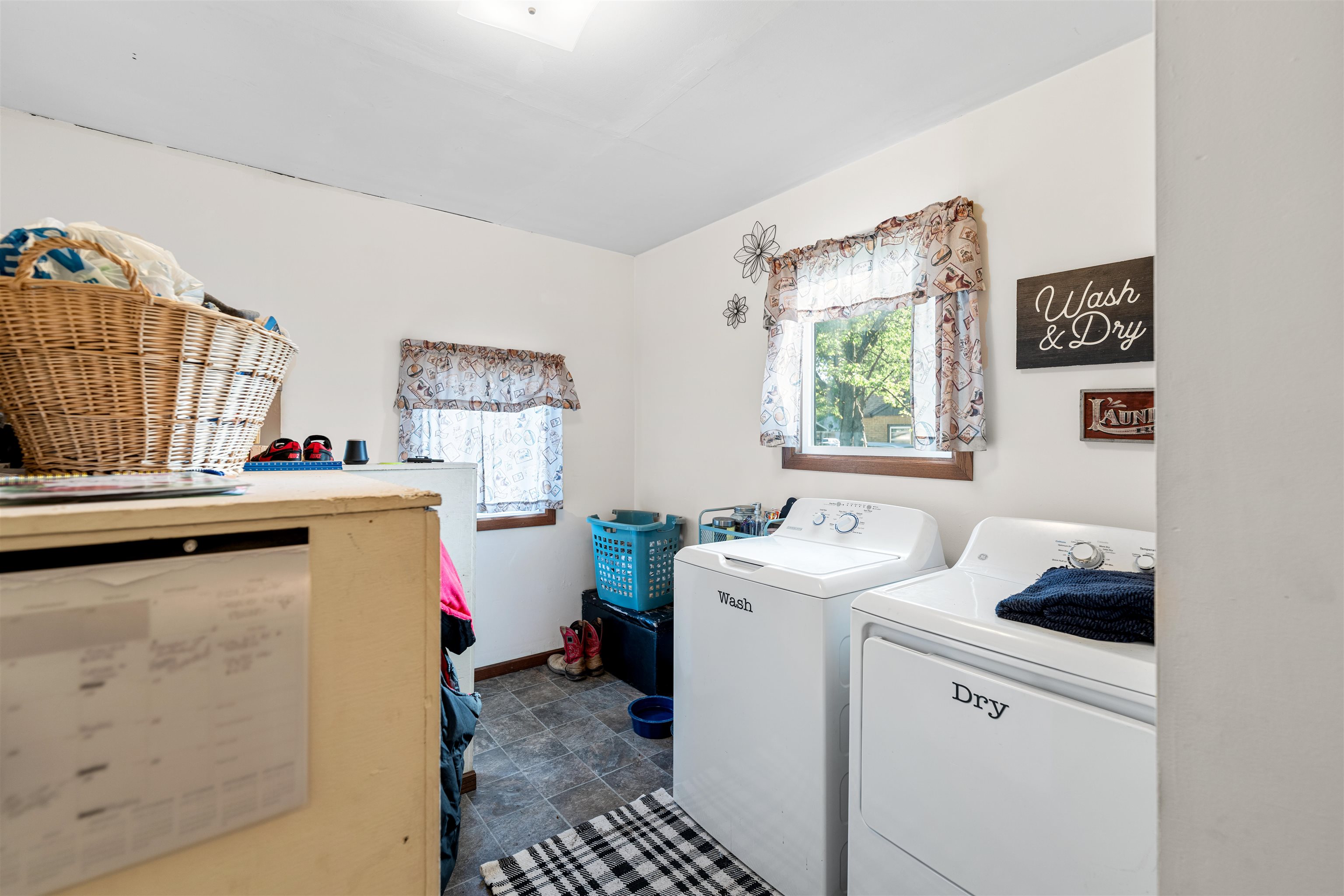 1303 N 9th St, Salina, Kansas image 9