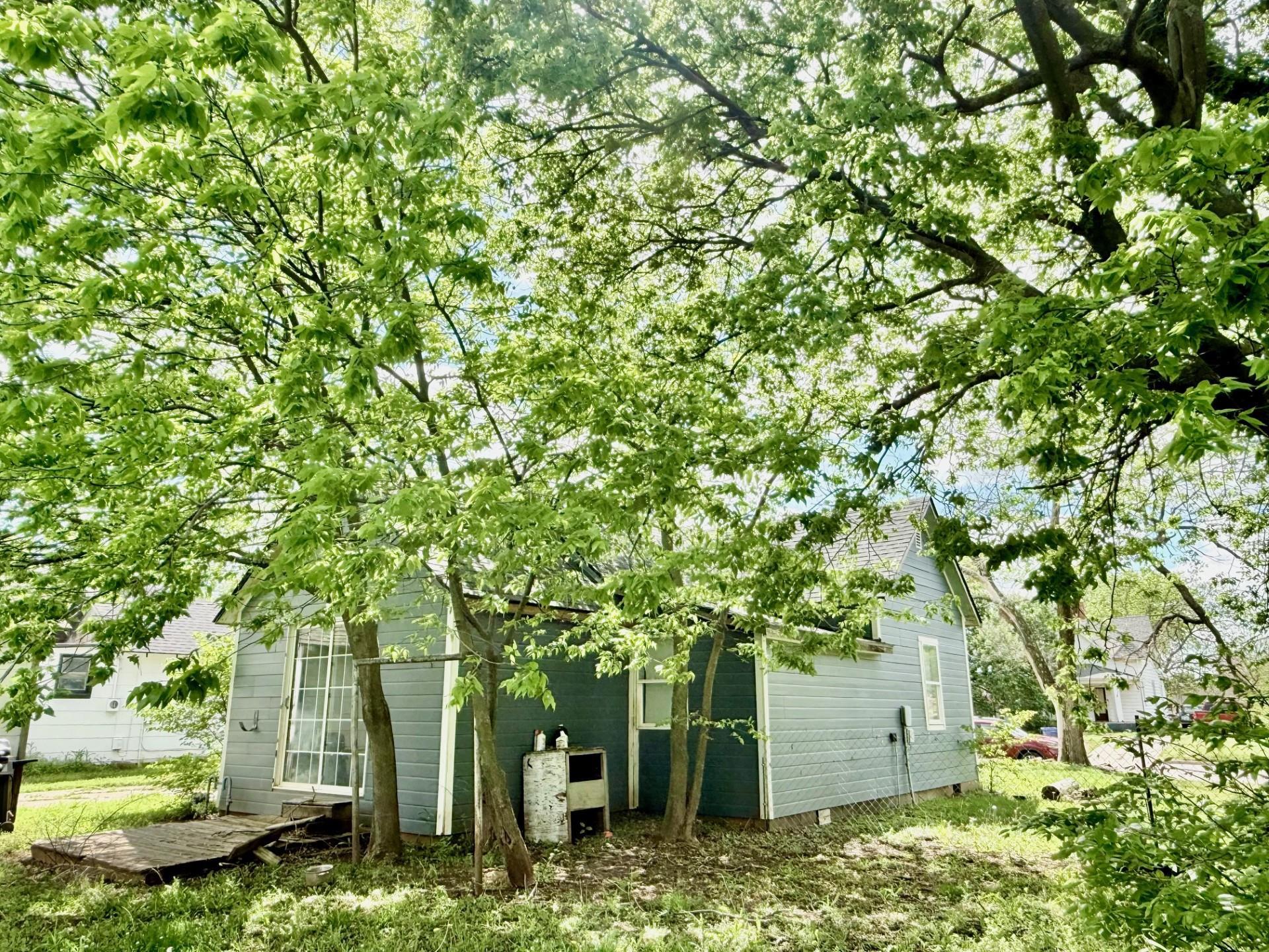 514 S Main St, Caldwell, Kansas image 9