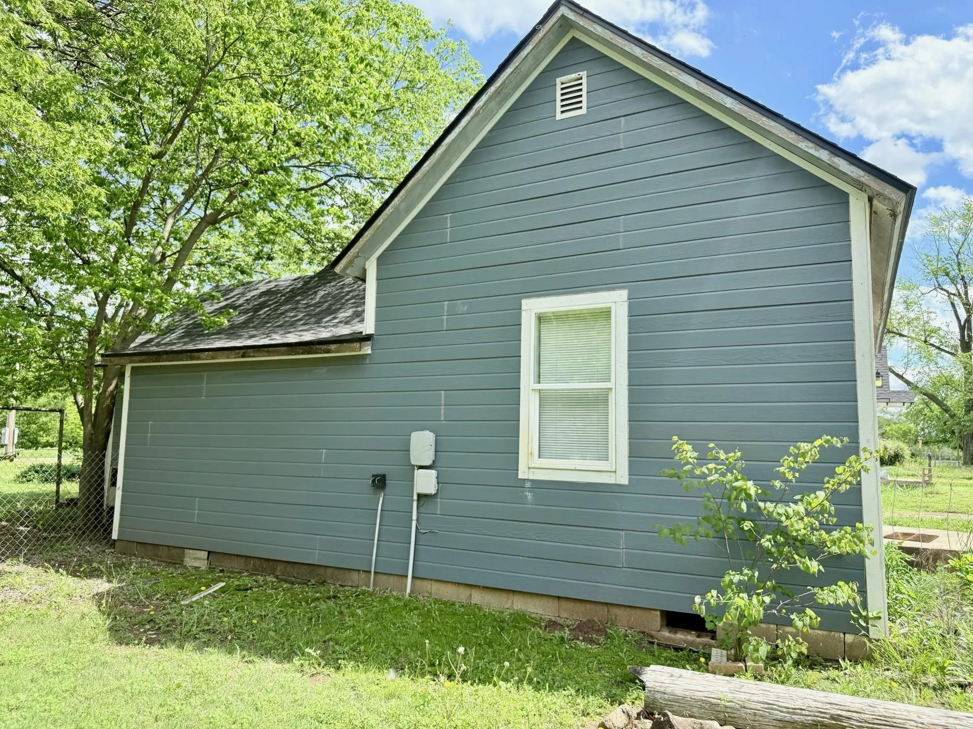 Caldwell, Kansas 67022, United States, 2 Bedrooms Bedrooms, ,1 BathroomBathrooms,Residential,Active,145452