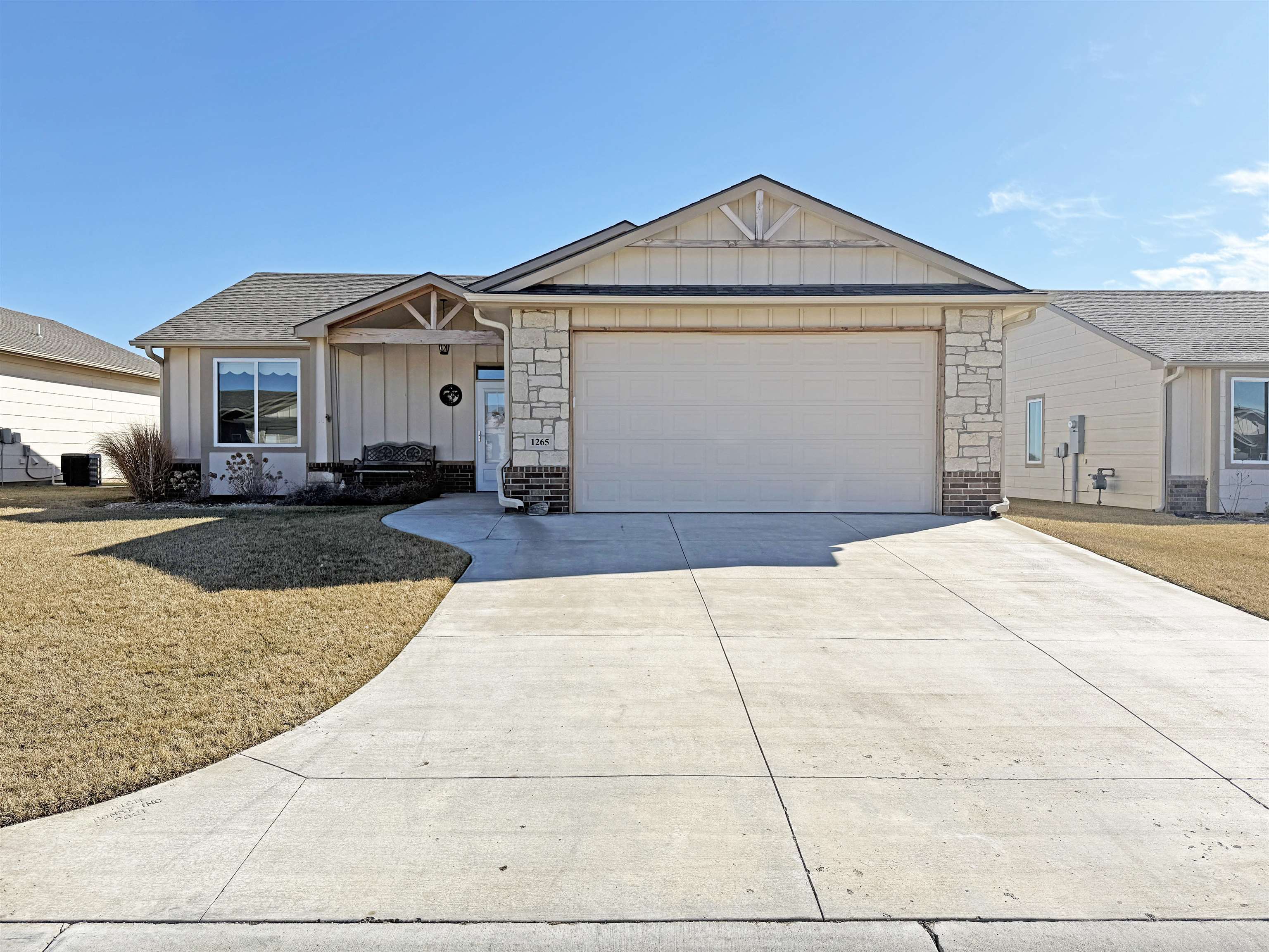1265 E Park Glen Ct, Clearwater, Kansas image 1