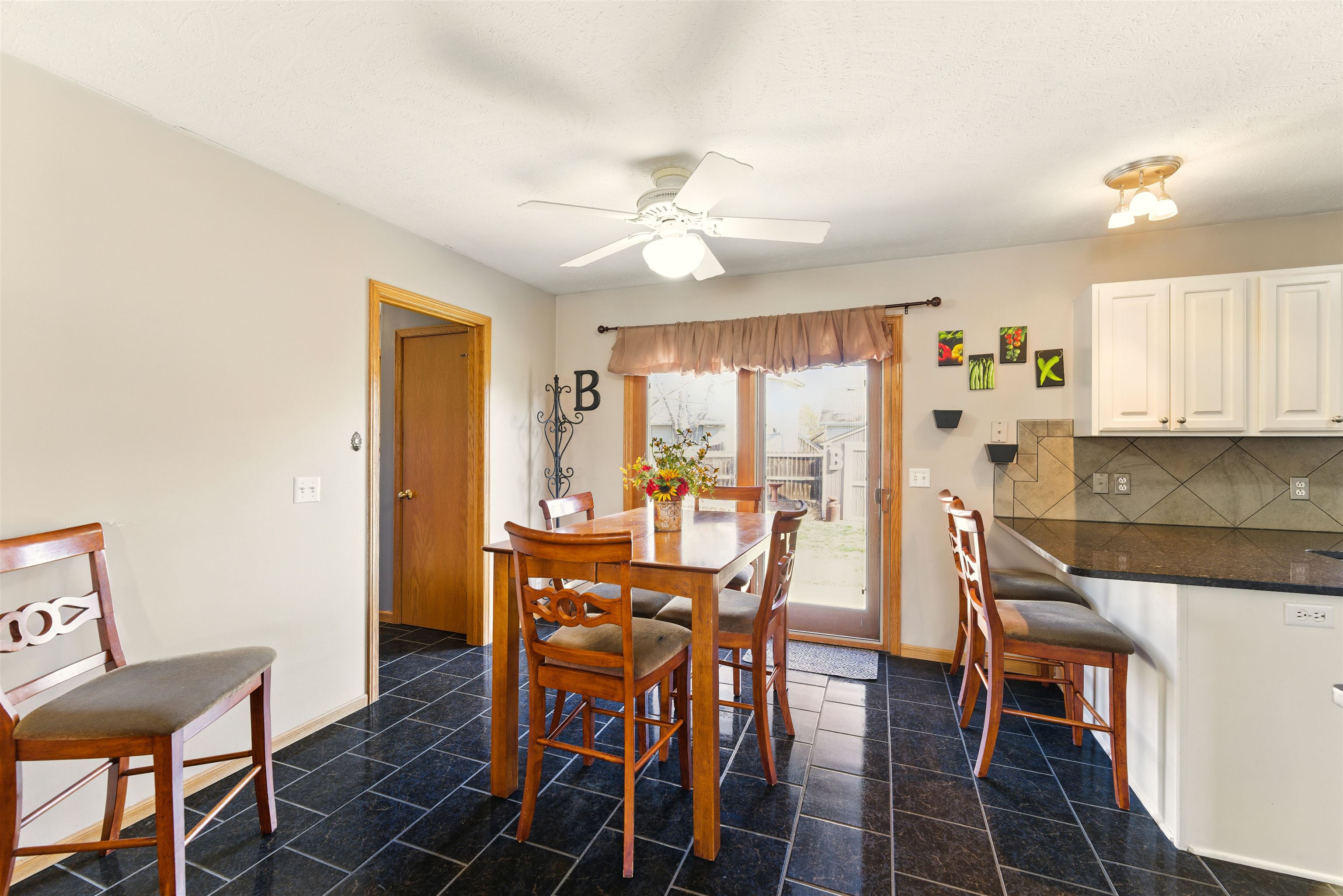 2121 Pheasant Ln, Salina, Kansas image 6
