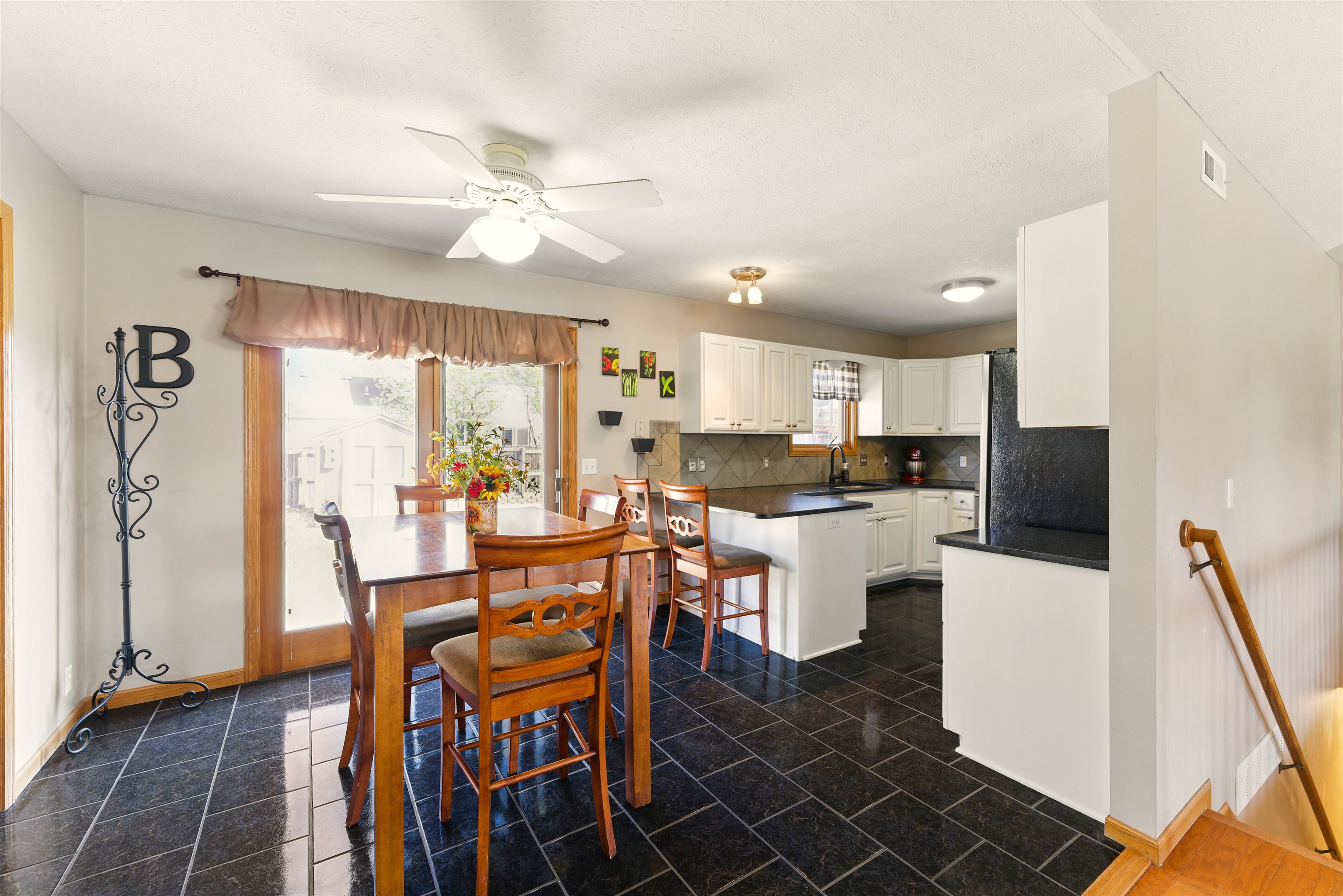 2121 Pheasant Ln, Salina, Kansas image 7