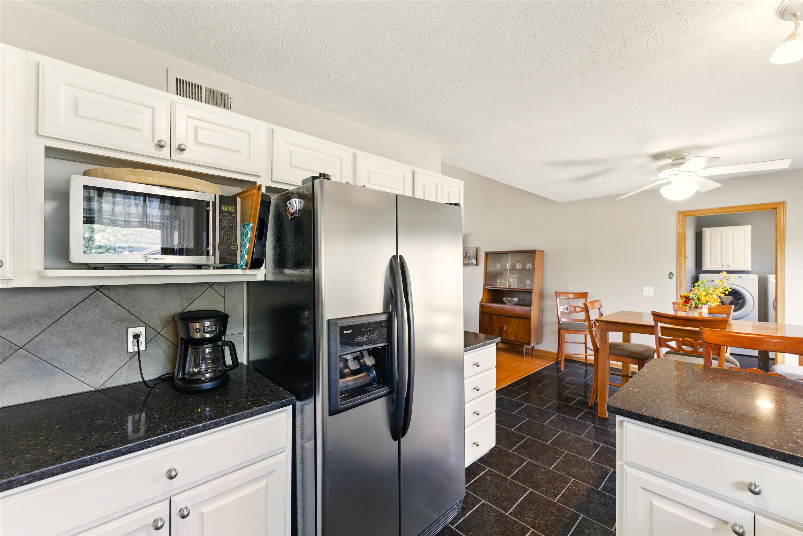 2121 Pheasant Ln, Salina, Kansas image 11