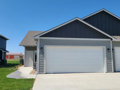 2738 Tim Rogers Ln, Salina, KS 67401 - MLS#: 651445