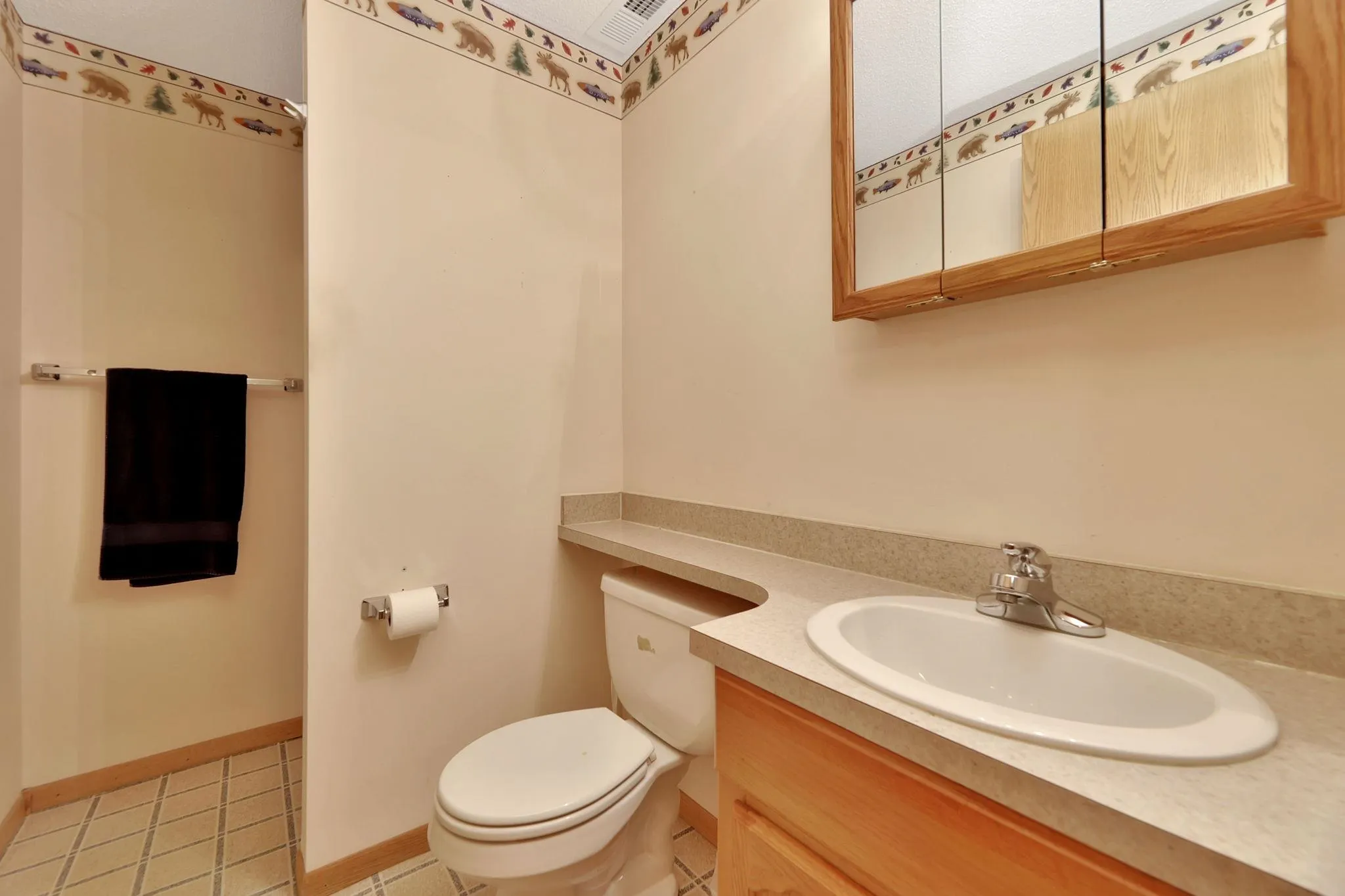 Wichita, Kansas 67212, United States, 4 Bedrooms Bedrooms, ,3 BathroomsBathrooms,Residential,Active,177355