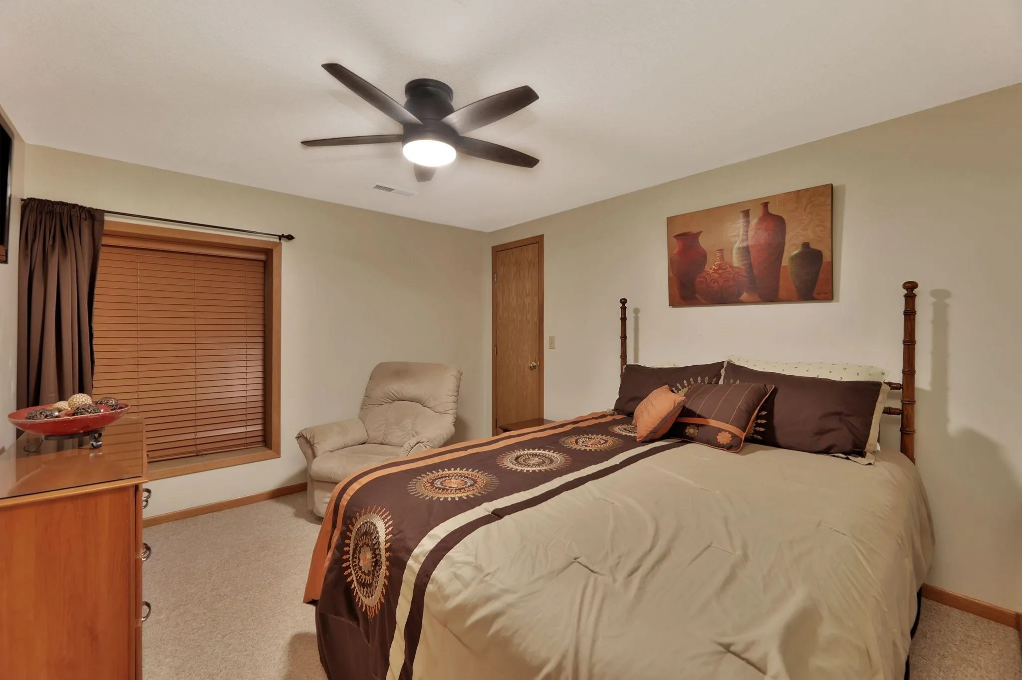 Wichita, Kansas 67212, United States, 4 Bedrooms Bedrooms, ,3 BathroomsBathrooms,Residential,Active,177355