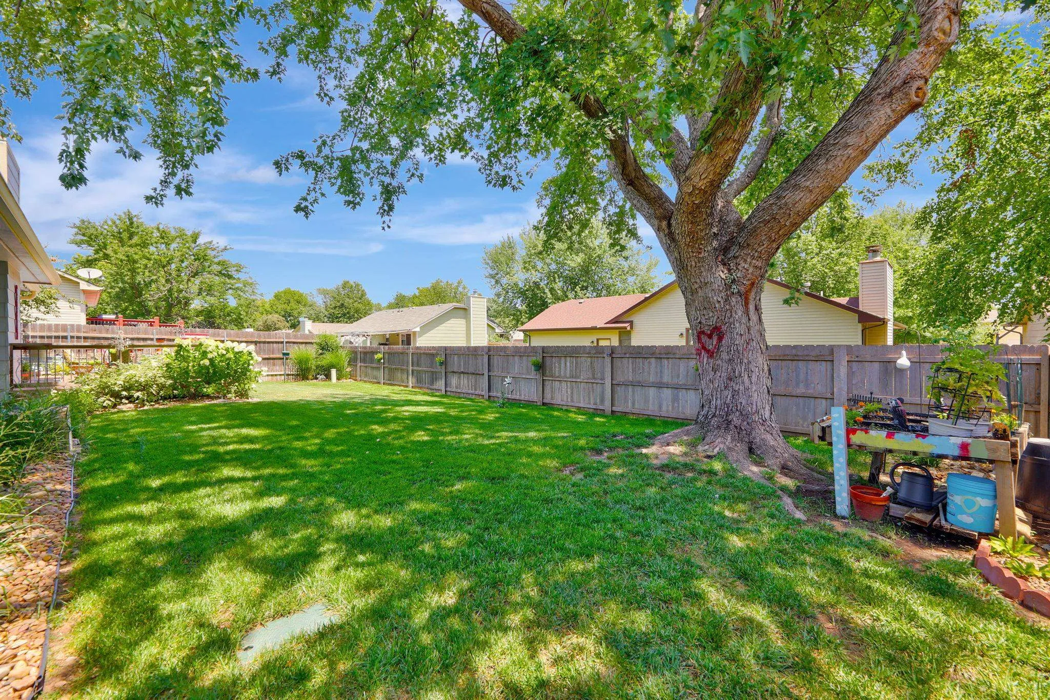 Wichita, Kansas 67212, United States, 4 Bedrooms Bedrooms, ,3 BathroomsBathrooms,Residential,Active,177355