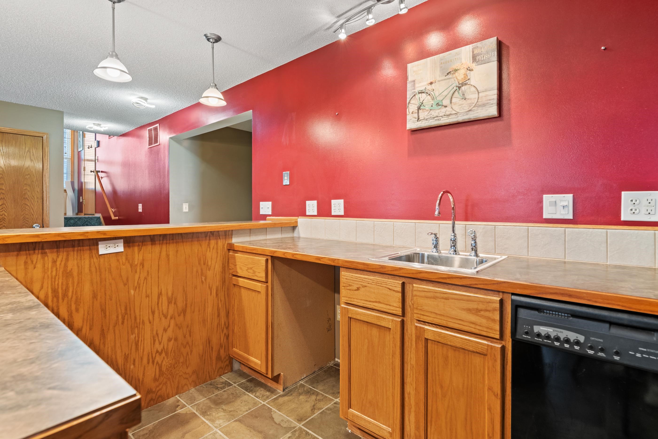 2012 S Crestline St, Wichita, Virginia image 22