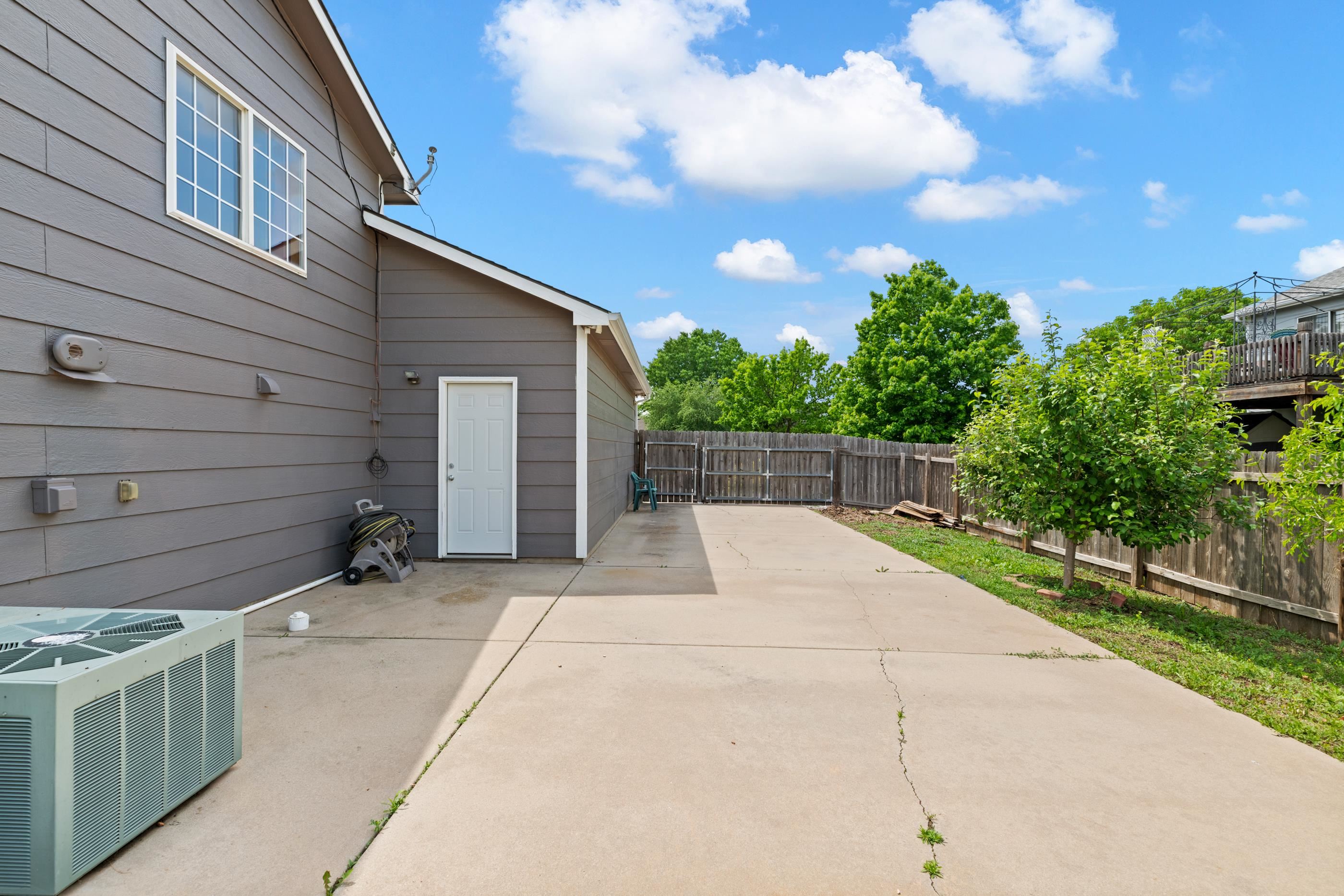 2012 S Crestline St, Wichita, Virginia image 31