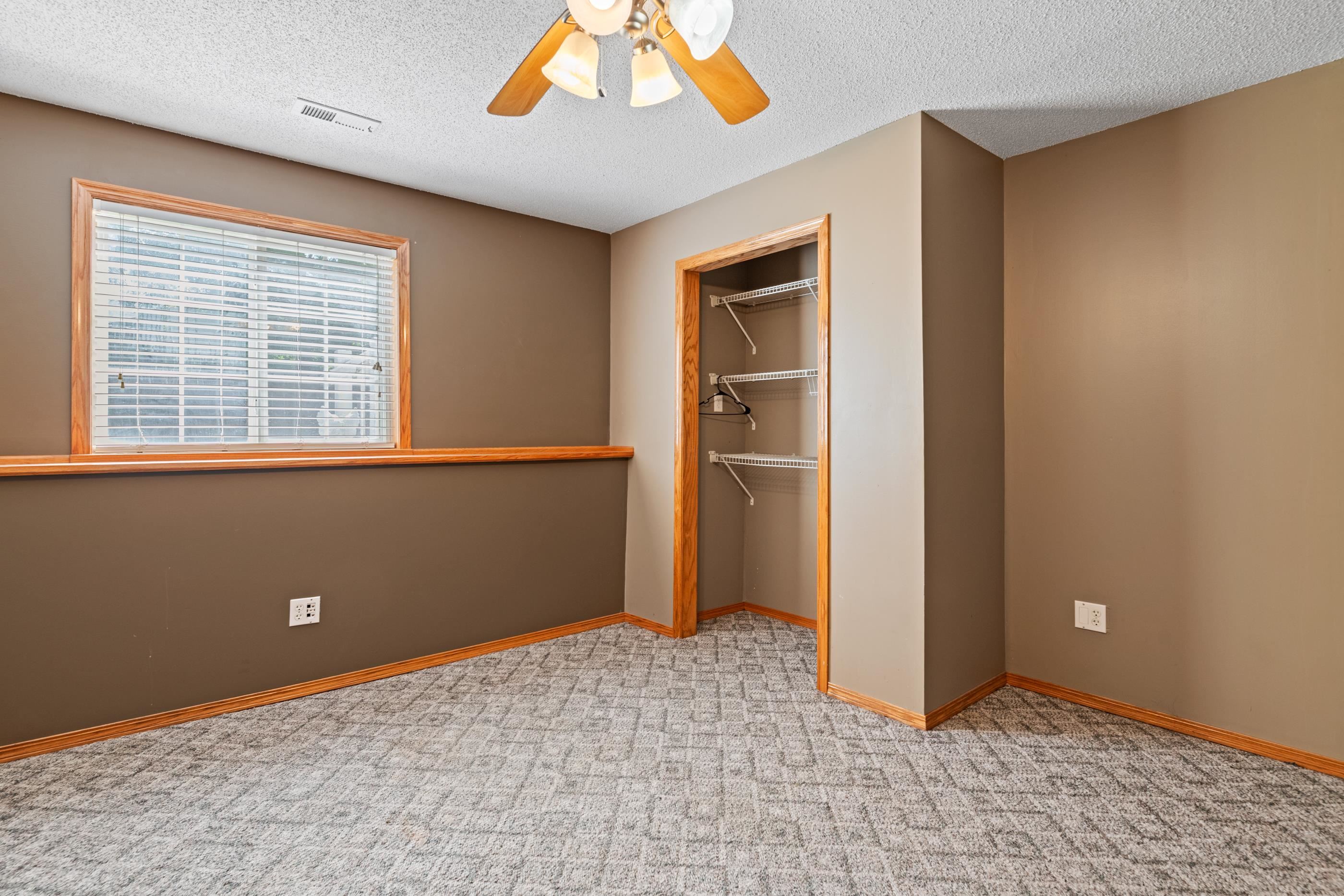 2012 S Crestline St, Wichita, Virginia image 24