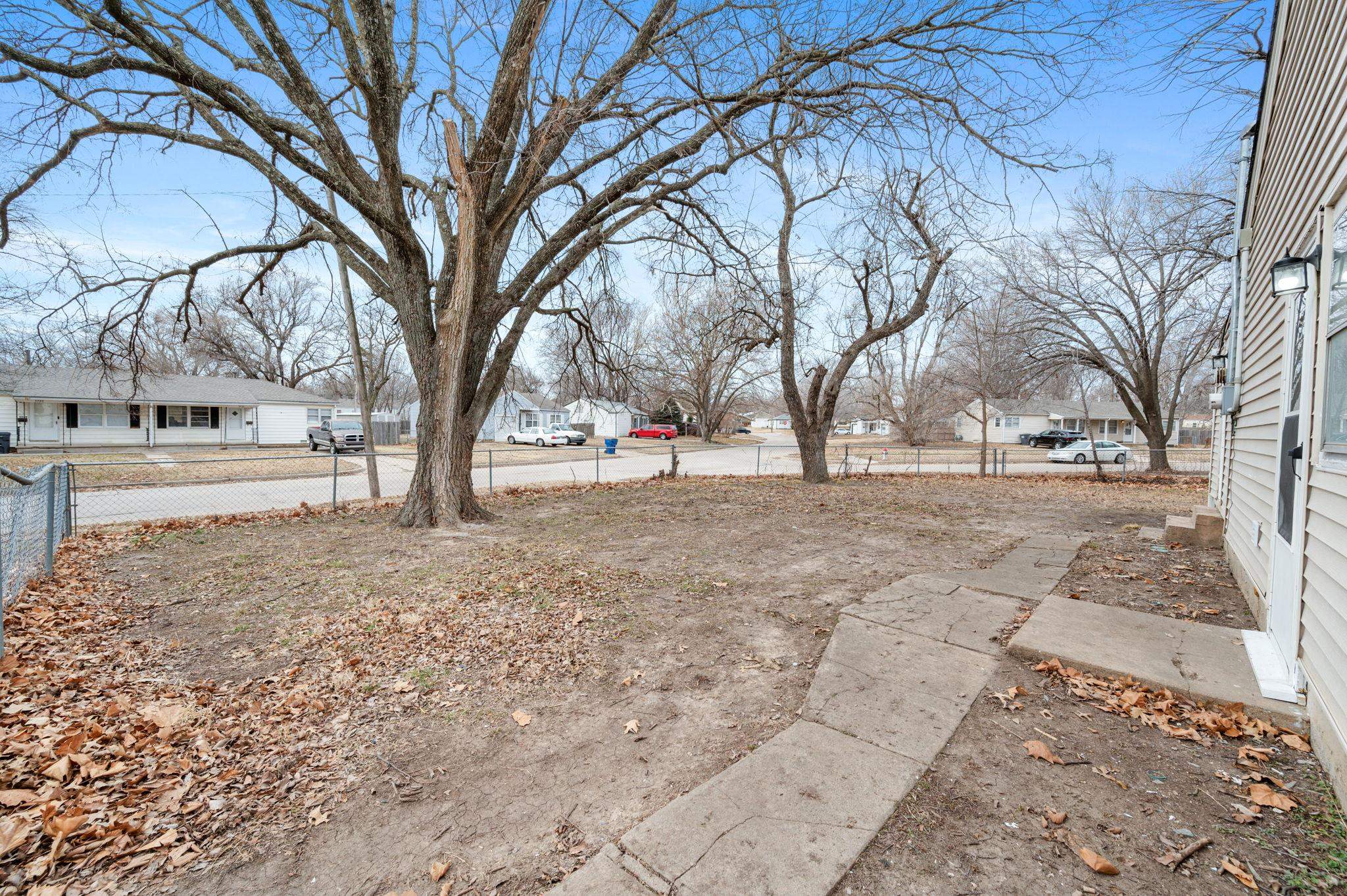 5802 E Skinner St, Wichita, Kansas image 25