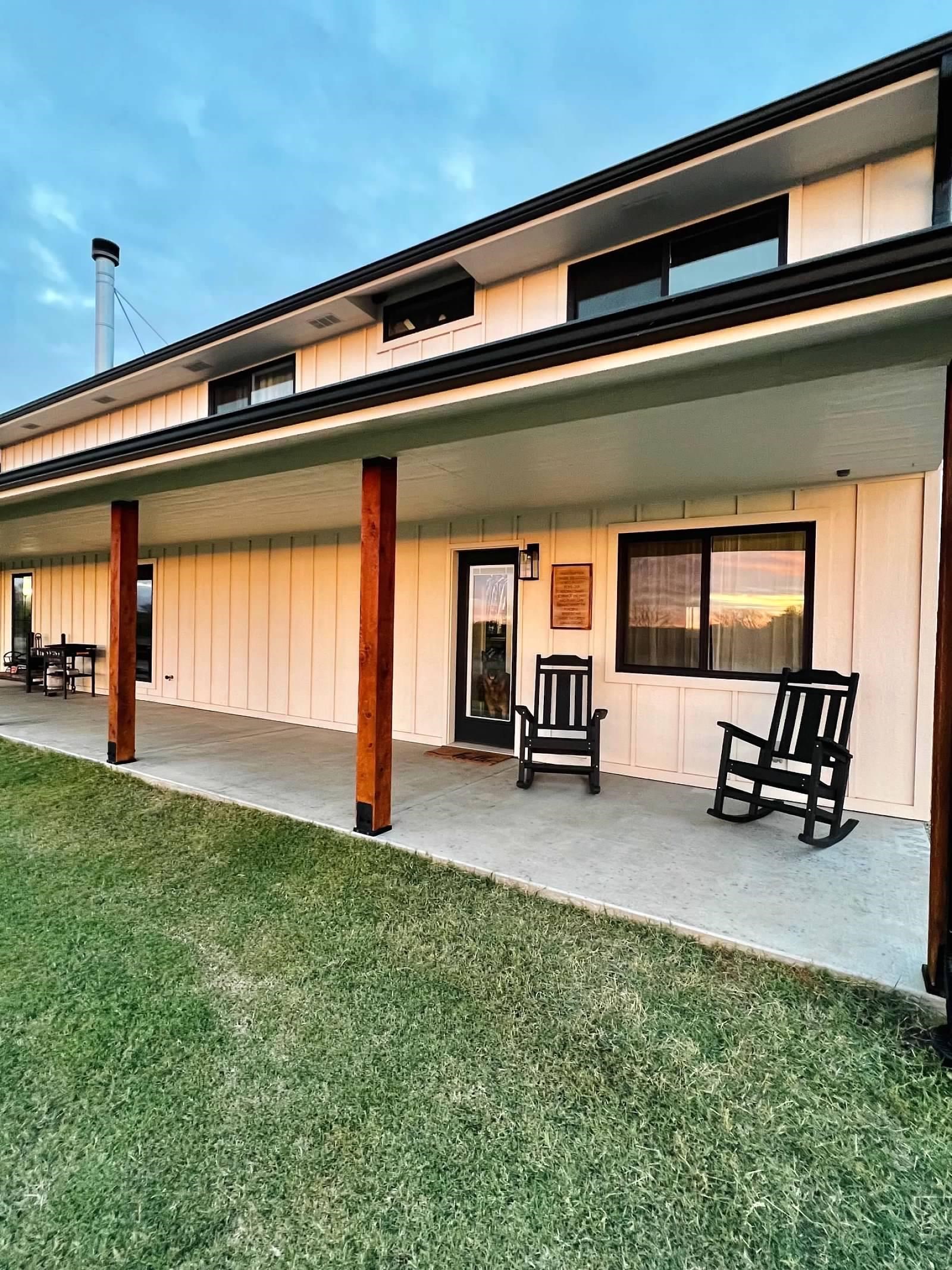 253 W 40th St S, Wellington, Kansas image 3