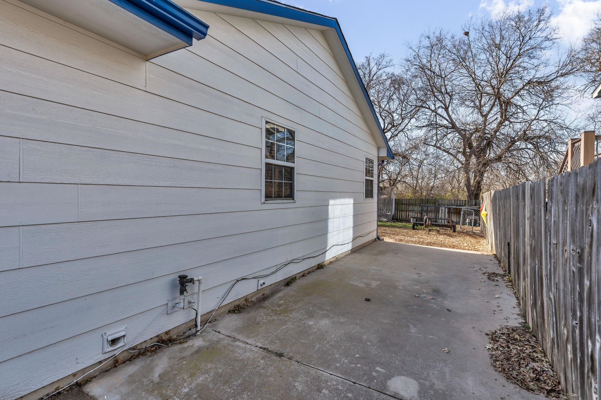5331 S Stoneborough St, Wichita, Kansas image 28