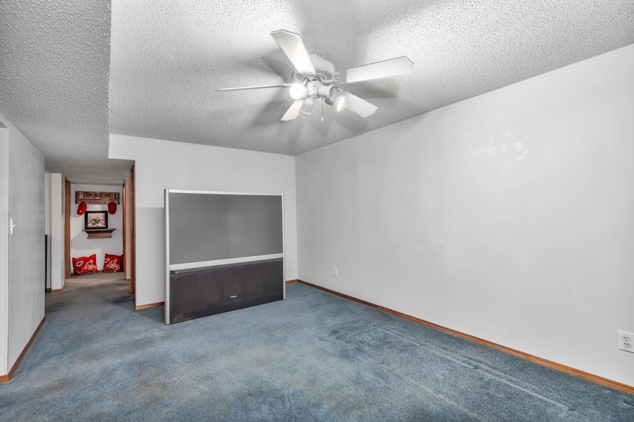 5331 S Stoneborough St, Wichita, Kansas image 22