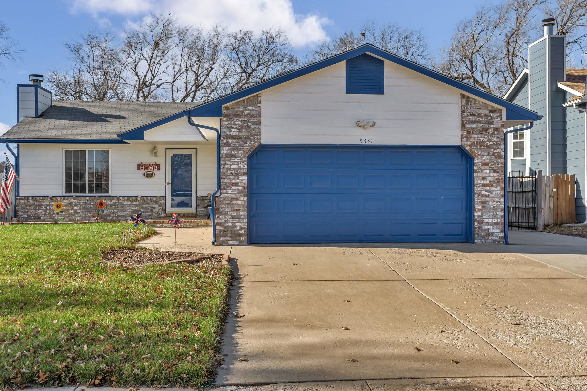 5331 S Stoneborough St, Wichita, Kansas image 1
