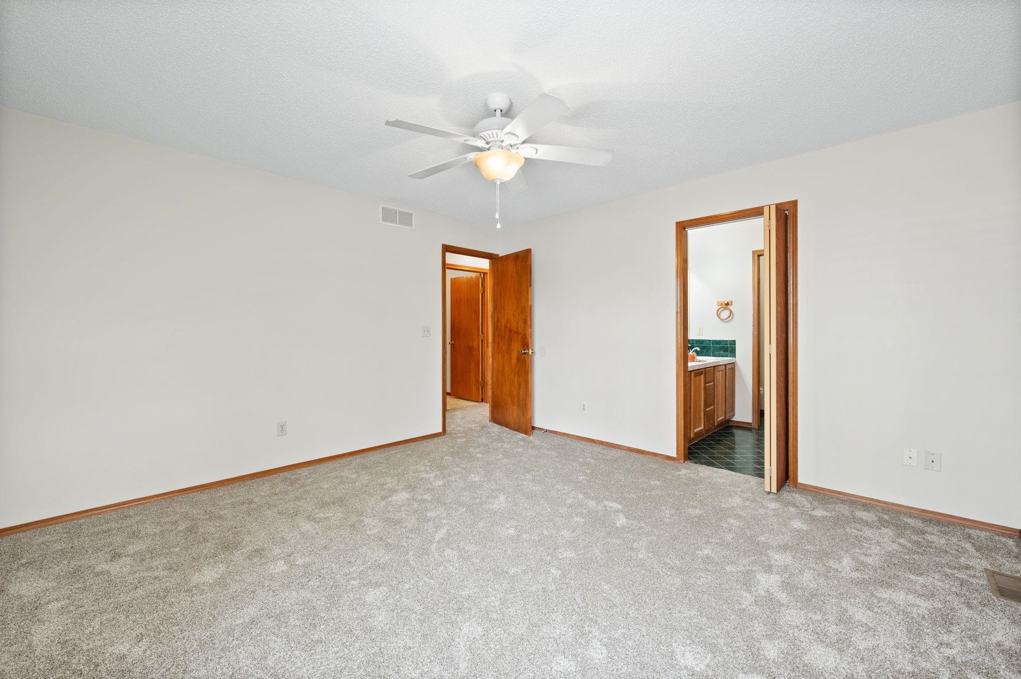 5331 S Stoneborough St, Wichita, Kansas image 14