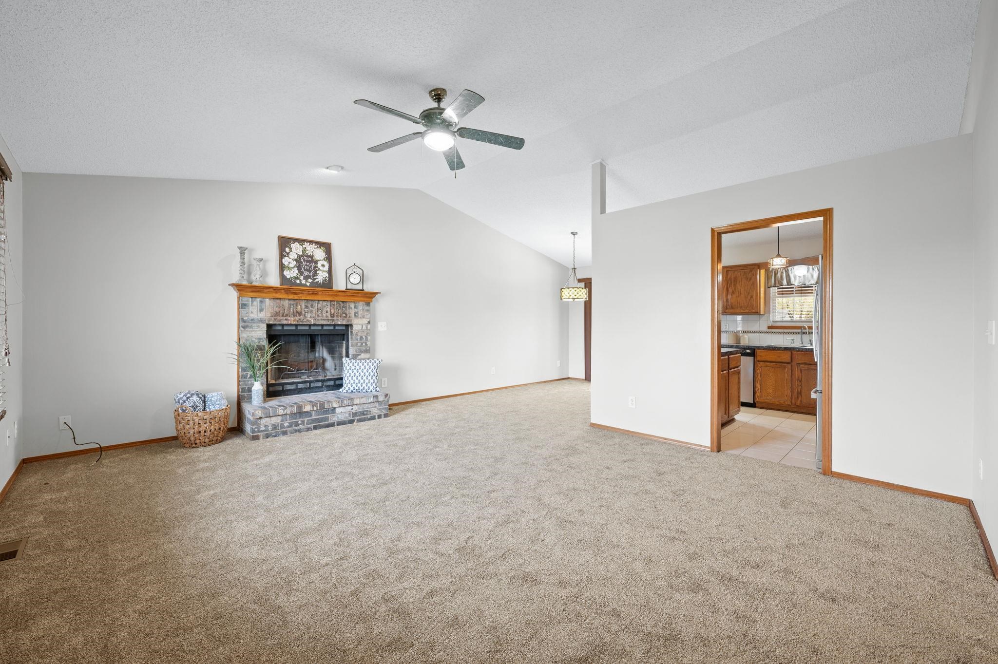 5331 S Stoneborough St, Wichita, Kansas image 4