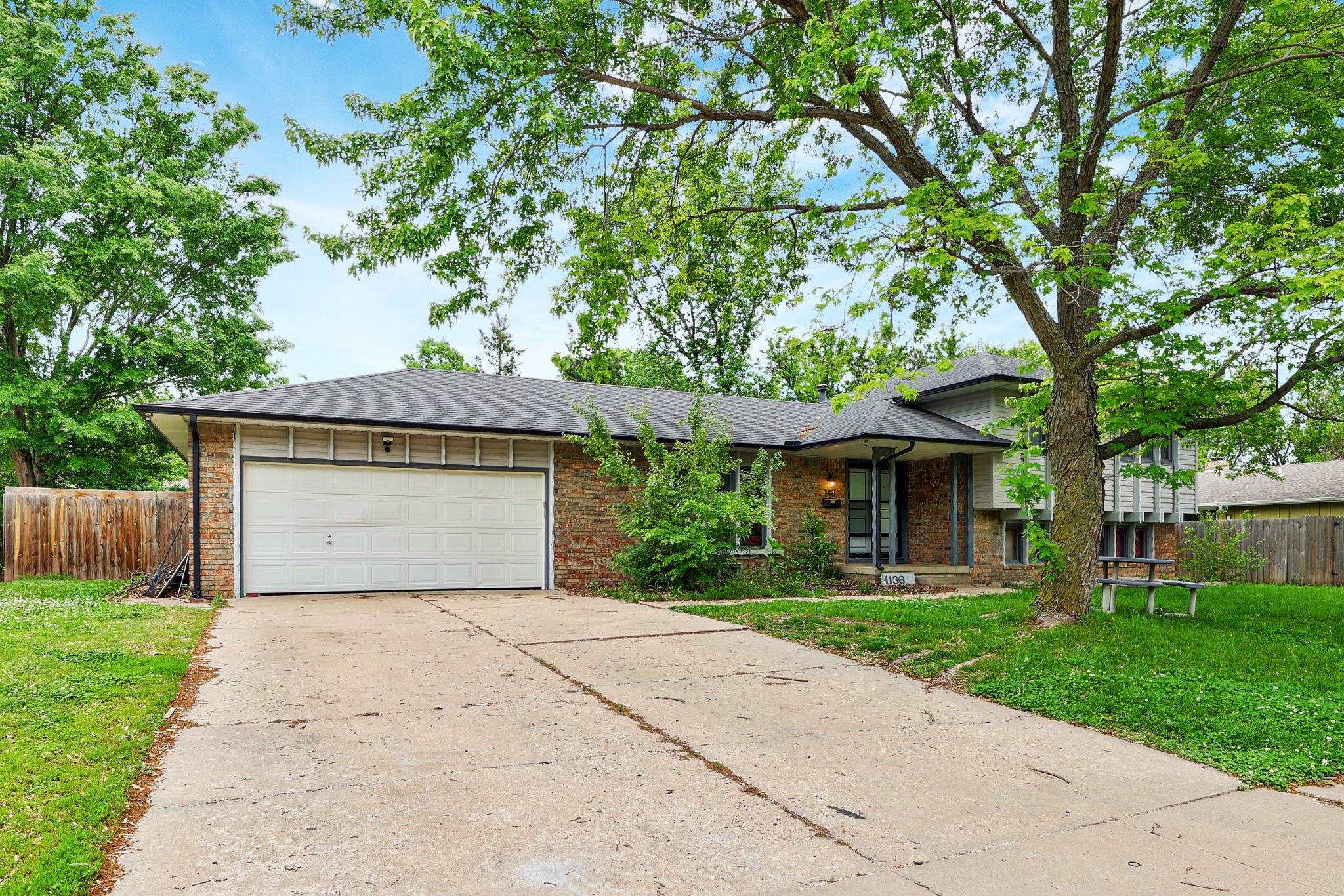 1136 S Apache Dr, Wichita, Virginia image 2