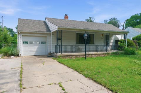 Condo For Sale - 2234 E Rivera St<br/> Wichita, KS 67211