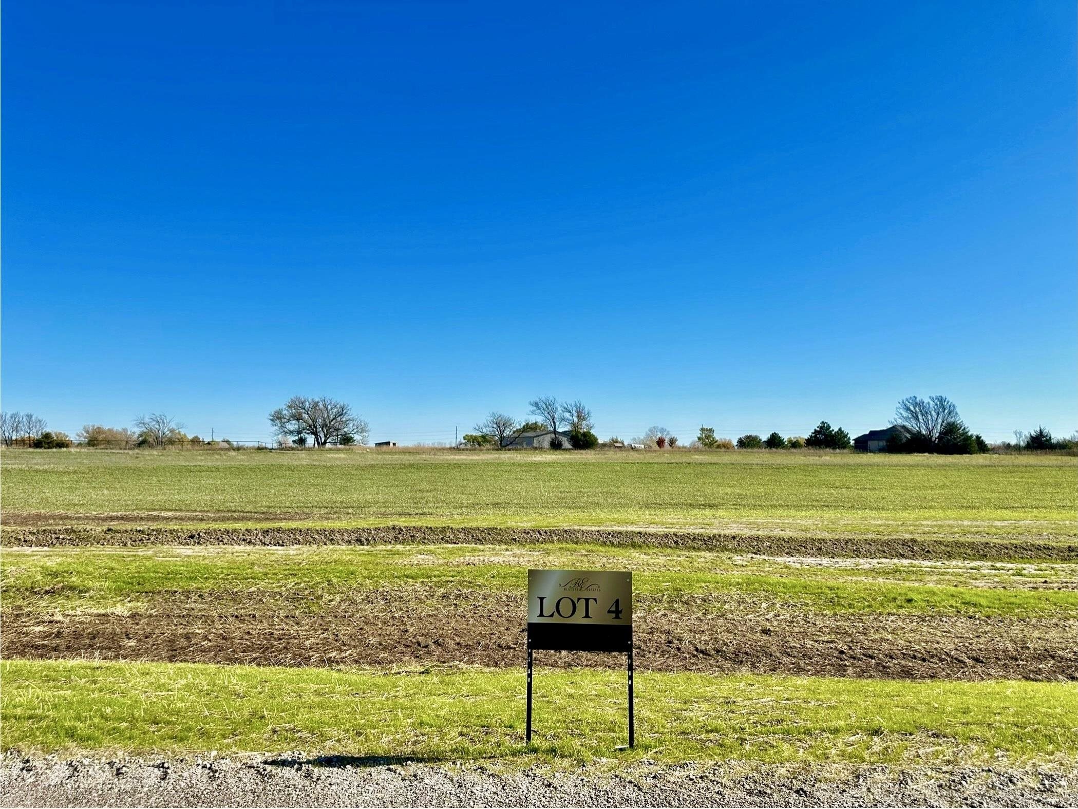 4 Cypress St, Derby, Kansas image 1