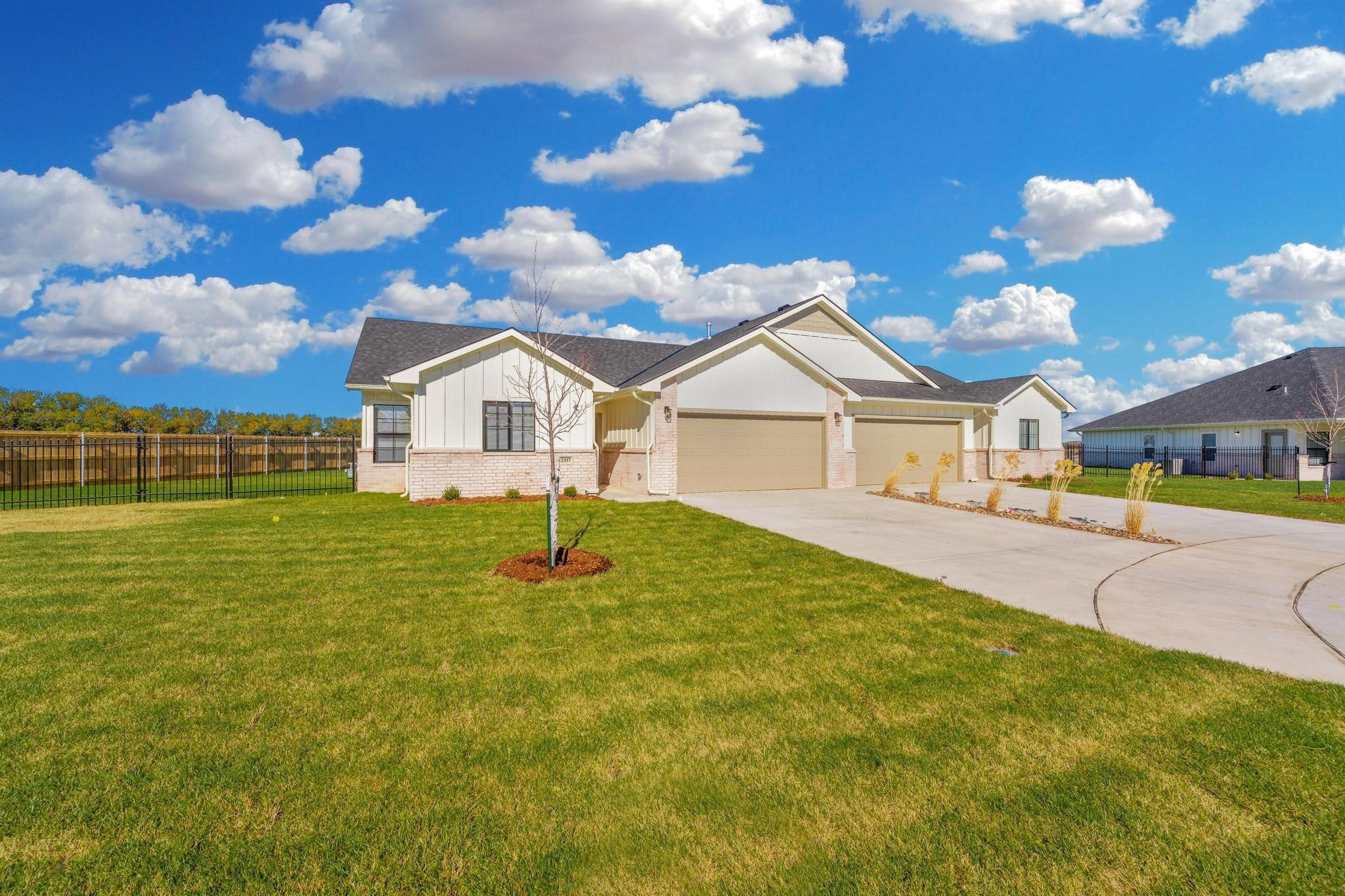 2346 S Spring Hill Ct, Goddard, Kansas image 3