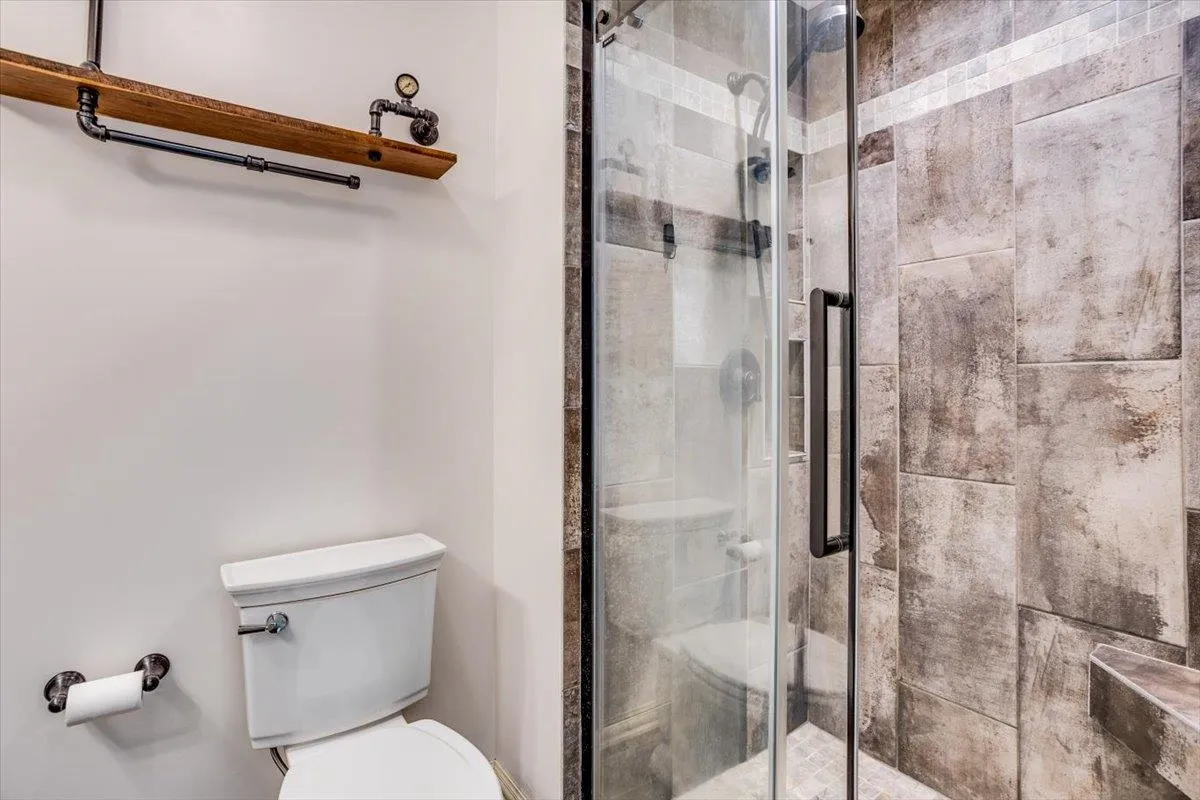 Valley Center, Kansas 67147, United States, 3 Bedrooms Bedrooms, ,2 BathroomsBathrooms,Residential,Pending,43399