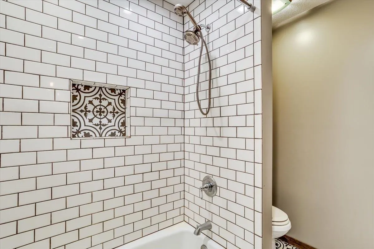 Valley Center, Kansas 67147, United States, 3 Bedrooms Bedrooms, ,2 BathroomsBathrooms,Residential,Pending,43399