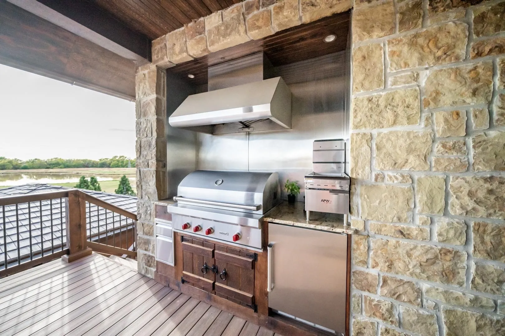 Milton, Kansas 67106, United States, 6 Bedrooms Bedrooms, ,7 BathroomsBathrooms,Residential,Active,133799