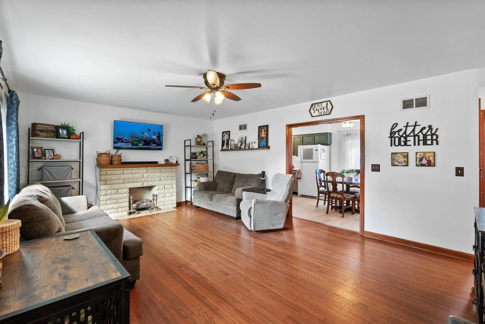 Clearwater, Kansas 67026, United States, 2 Bedrooms Bedrooms, ,1 BathroomBathrooms,Residential,Active,226031