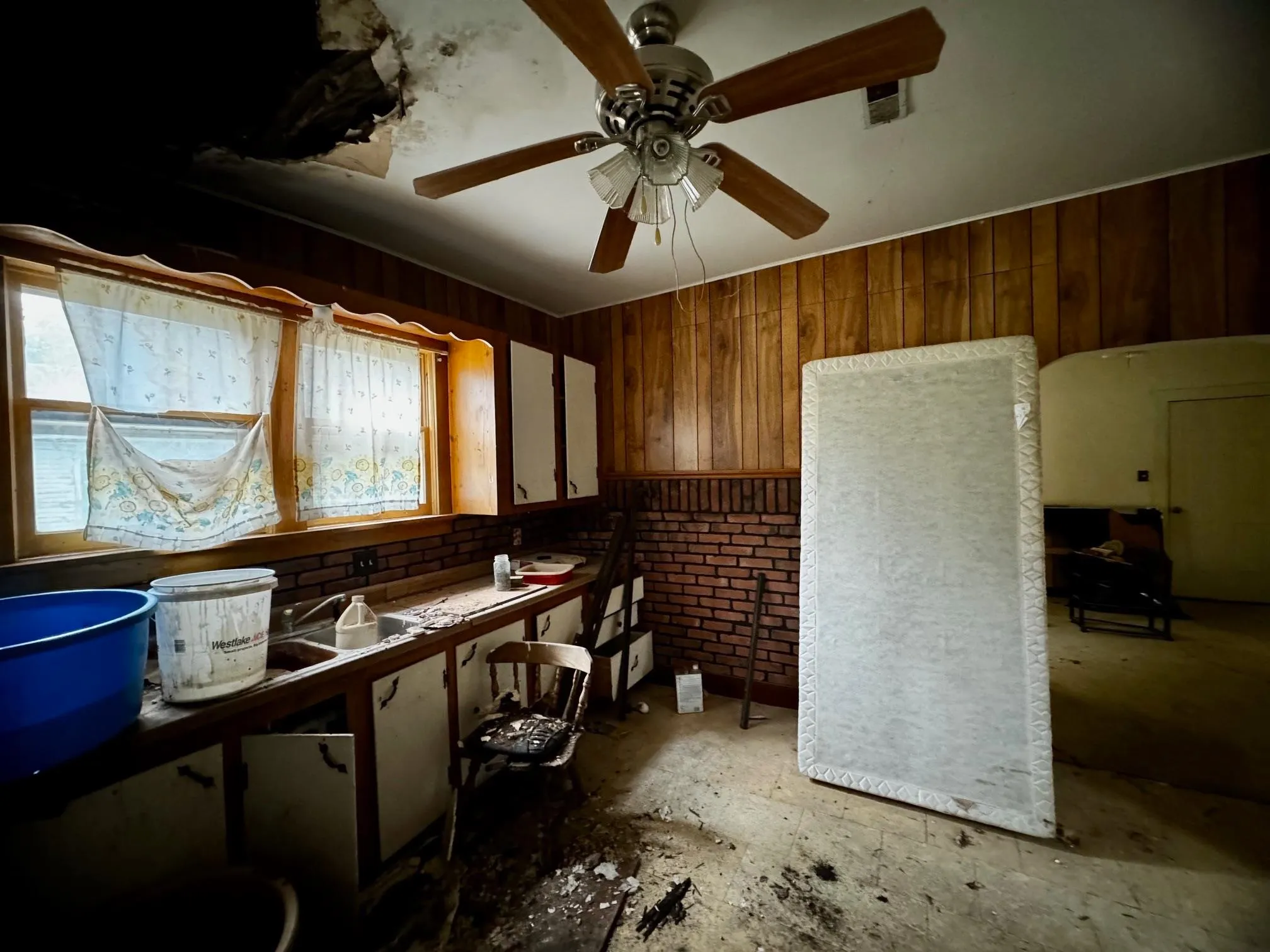 Milan, Kansas 67105, United States, 4 Bedrooms Bedrooms, ,1 BathroomBathrooms,Residential,Active,234250