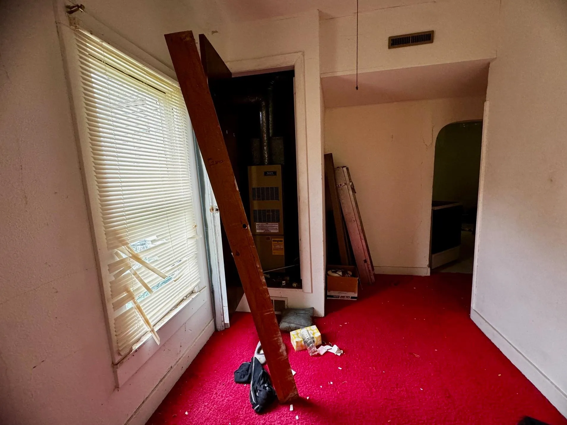 Milan, Kansas 67105, United States, 4 Bedrooms Bedrooms, ,1 BathroomBathrooms,Residential,Active,234250