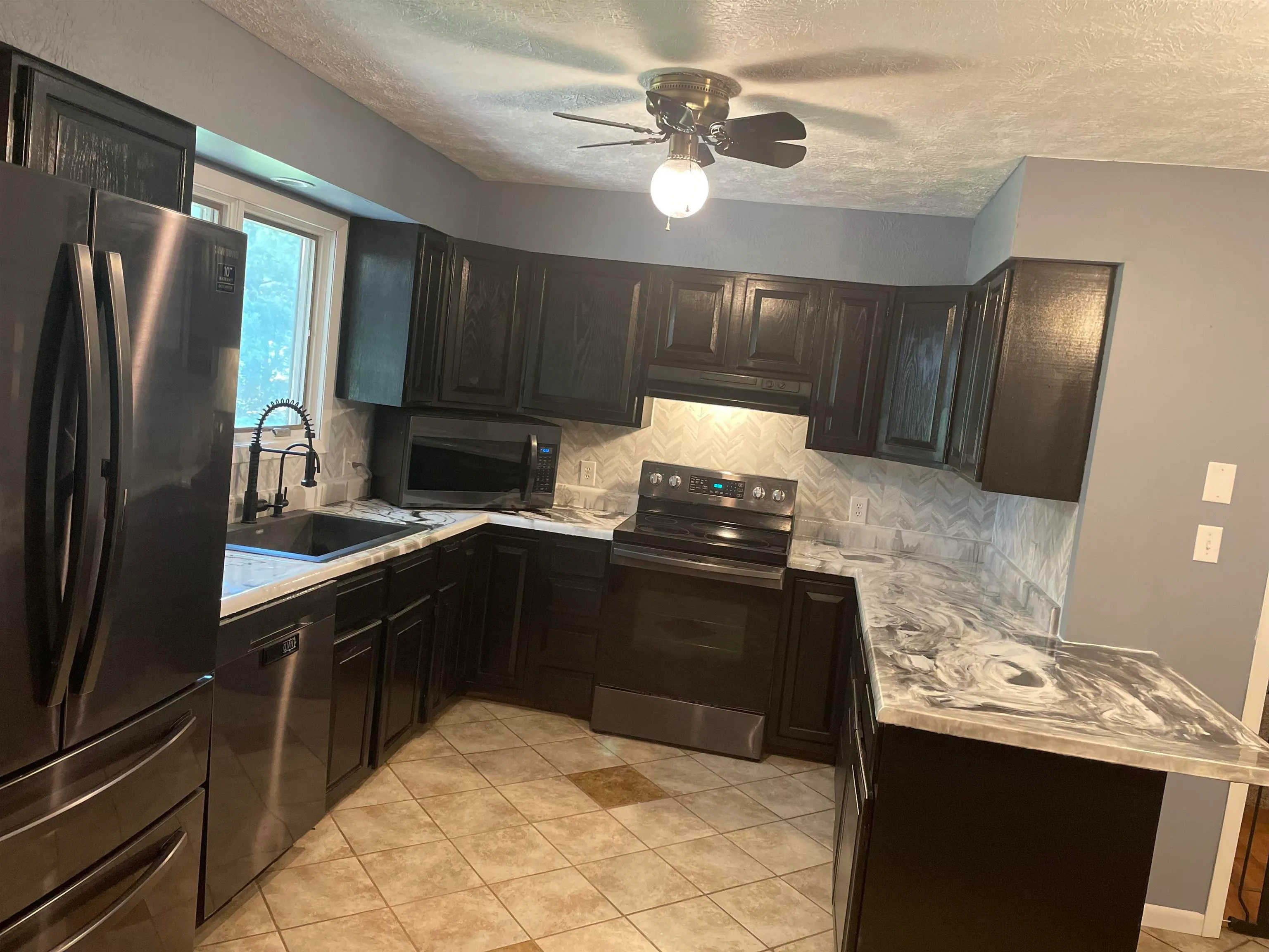 Great Bend, Kansas 67530, United States, 7 Bedrooms Bedrooms, ,4 BathroomsBathrooms,Residential,Active,144126