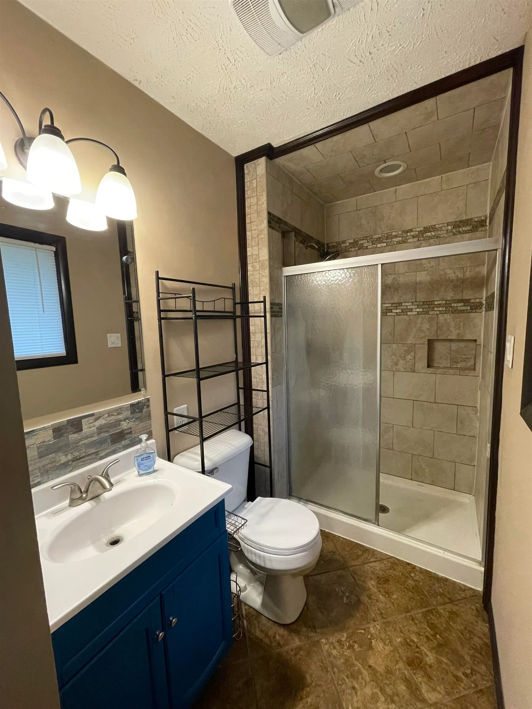 Great Bend, Kansas 67530, United States, 7 Bedrooms Bedrooms, ,4 BathroomsBathrooms,Residential,Active,144126