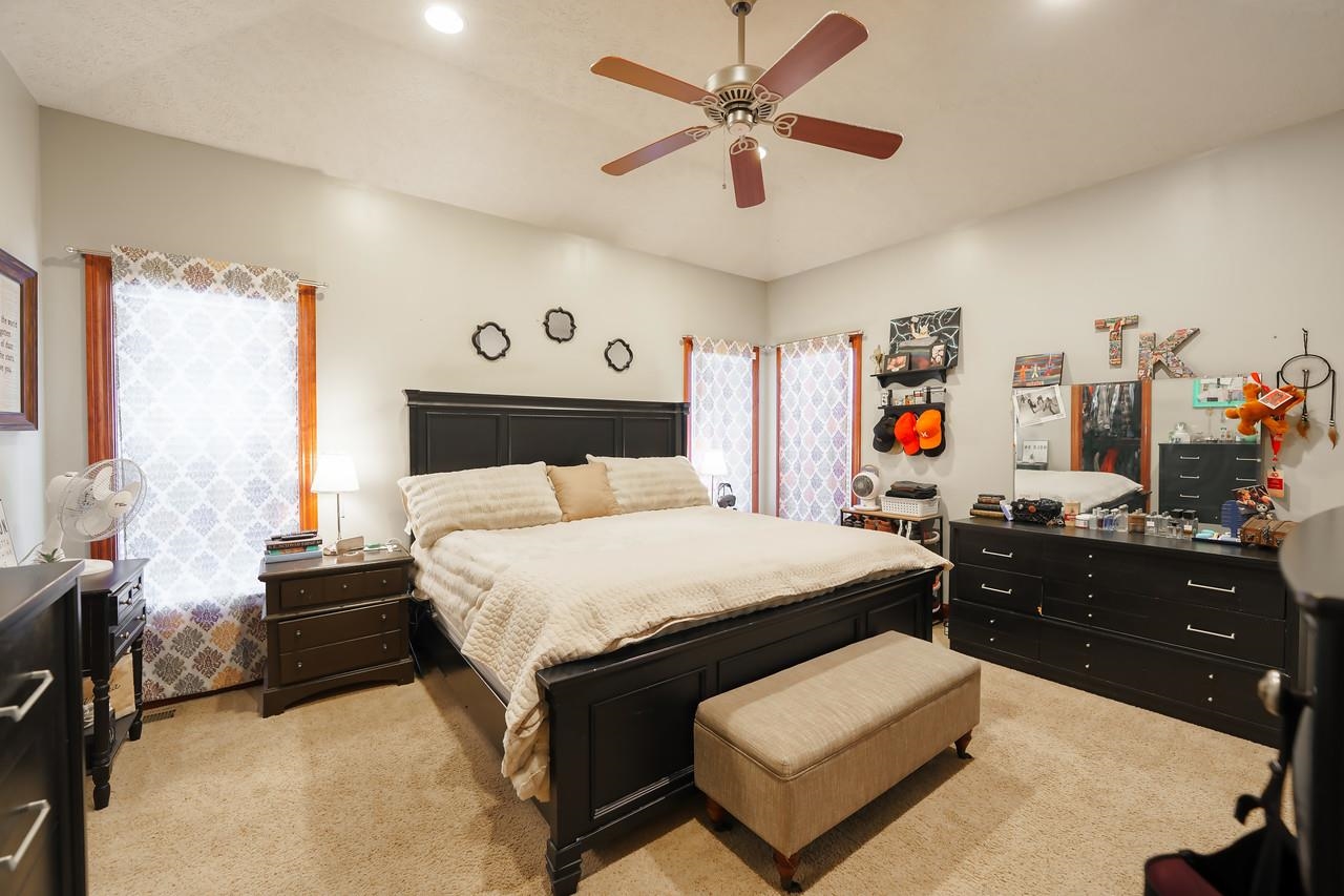 429 Greystone Dr, Salina, Kansas image 11