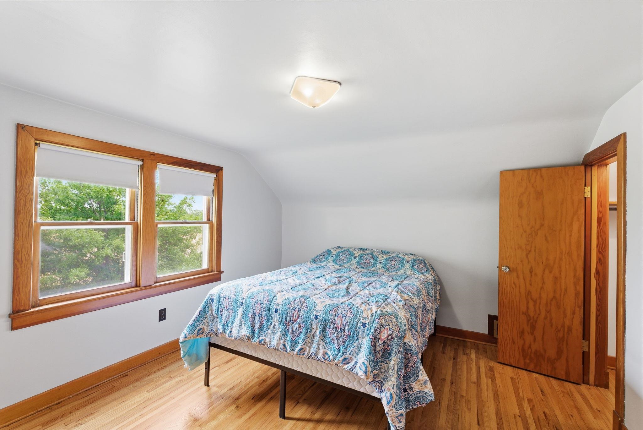 Hesston, Kansas, 67062, United States, 5 Bedrooms Bedrooms, ,2 BathroomsBathrooms,Residential,Active,2042678