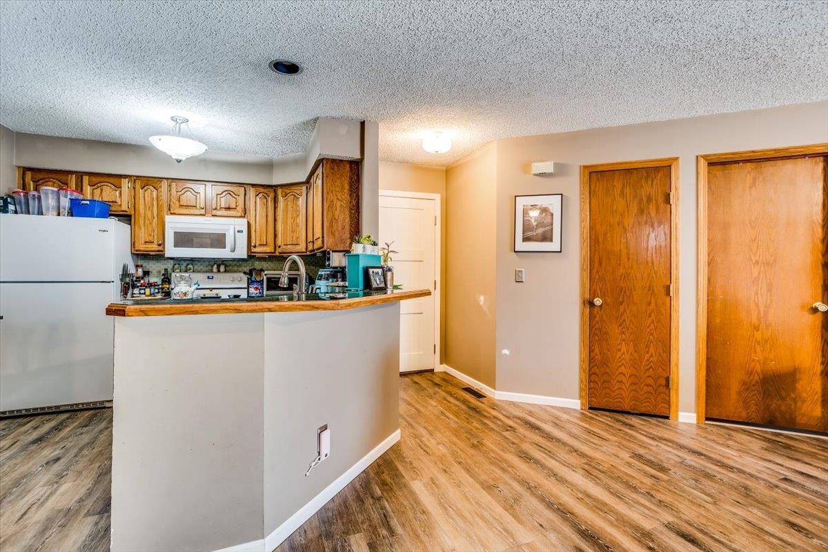 301 S Rock Rd, Derby, Kansas image 10