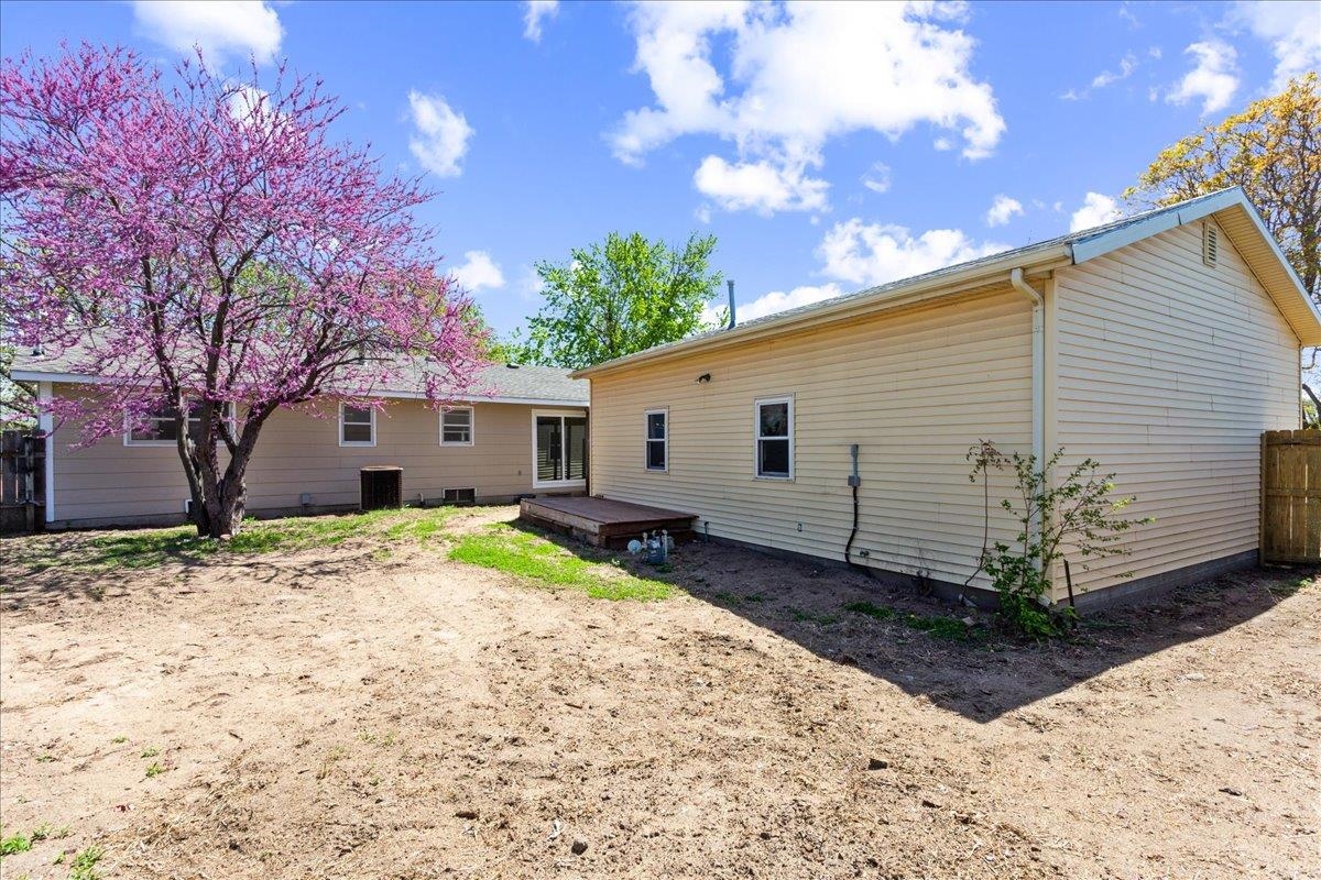 3445 S Illinois Ave, Wichita, Kansas image 20