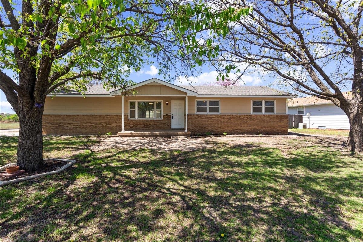 3445 S Illinois Ave, Wichita, Kansas image 1