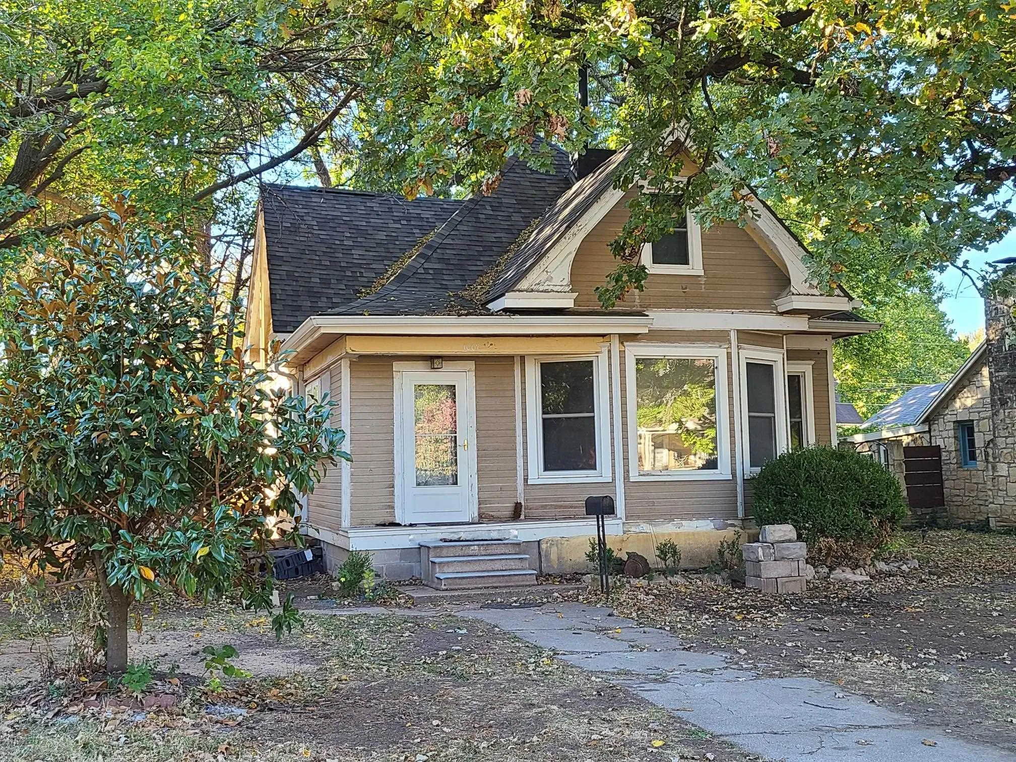 Winfield, Kansas 67156, United States, 3 Bedrooms Bedrooms, ,2 BathroomsBathrooms,Residential,Active,147143