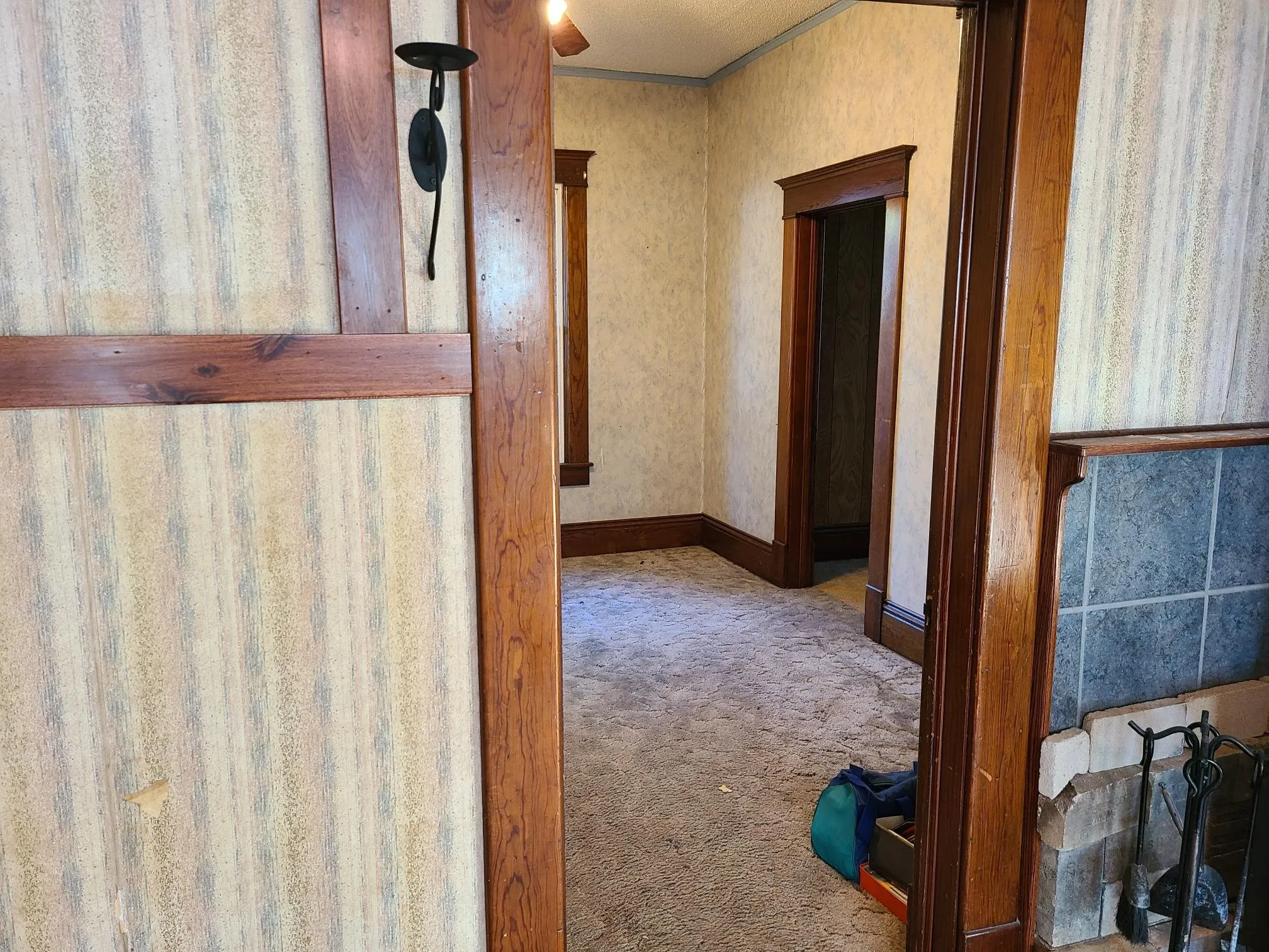 Winfield, Kansas 67156, United States, 3 Bedrooms Bedrooms, ,2 BathroomsBathrooms,Residential,Active,147143